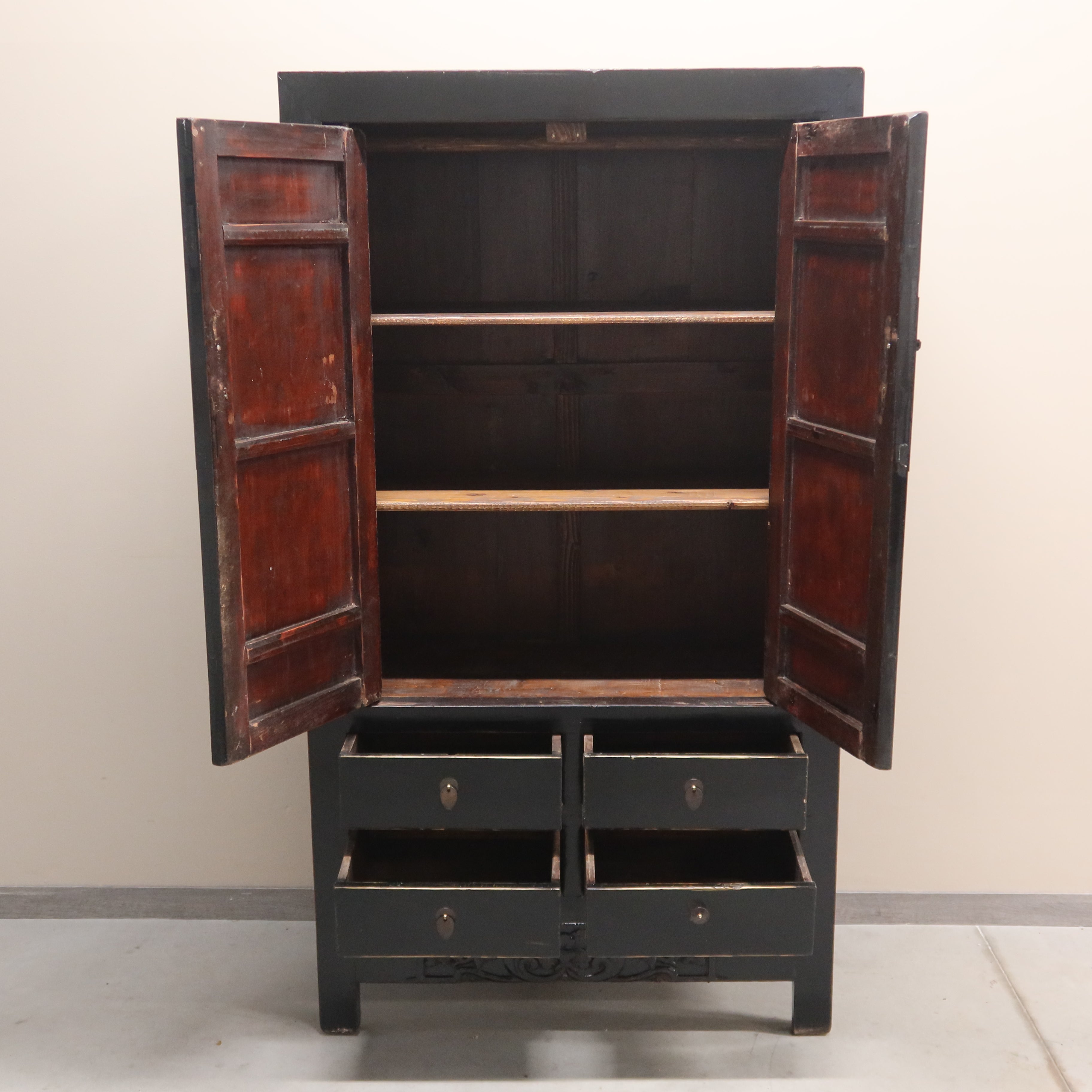 ARMADIO CINESE LACCA NERA