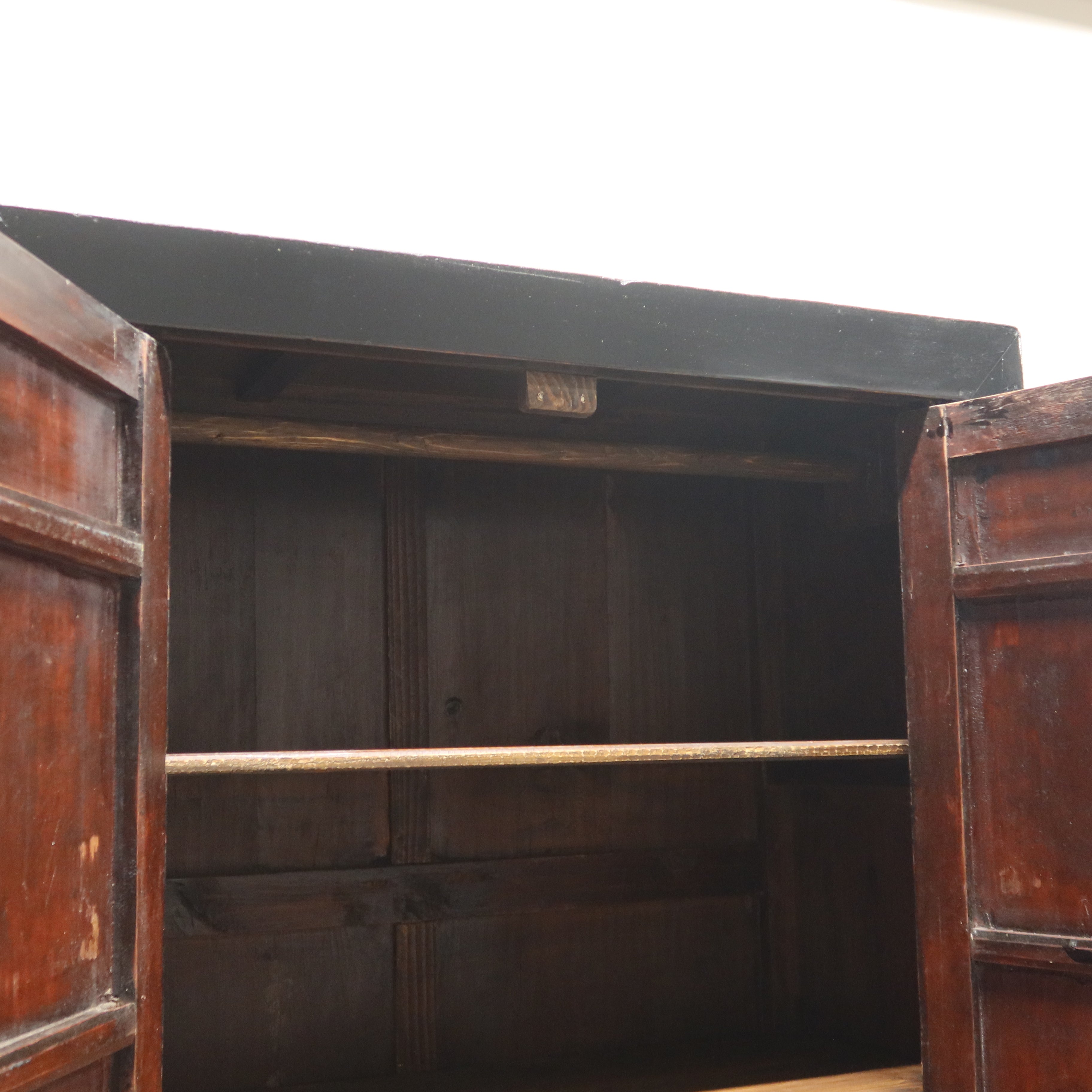 ARMADIO CINESE LACCA NERA