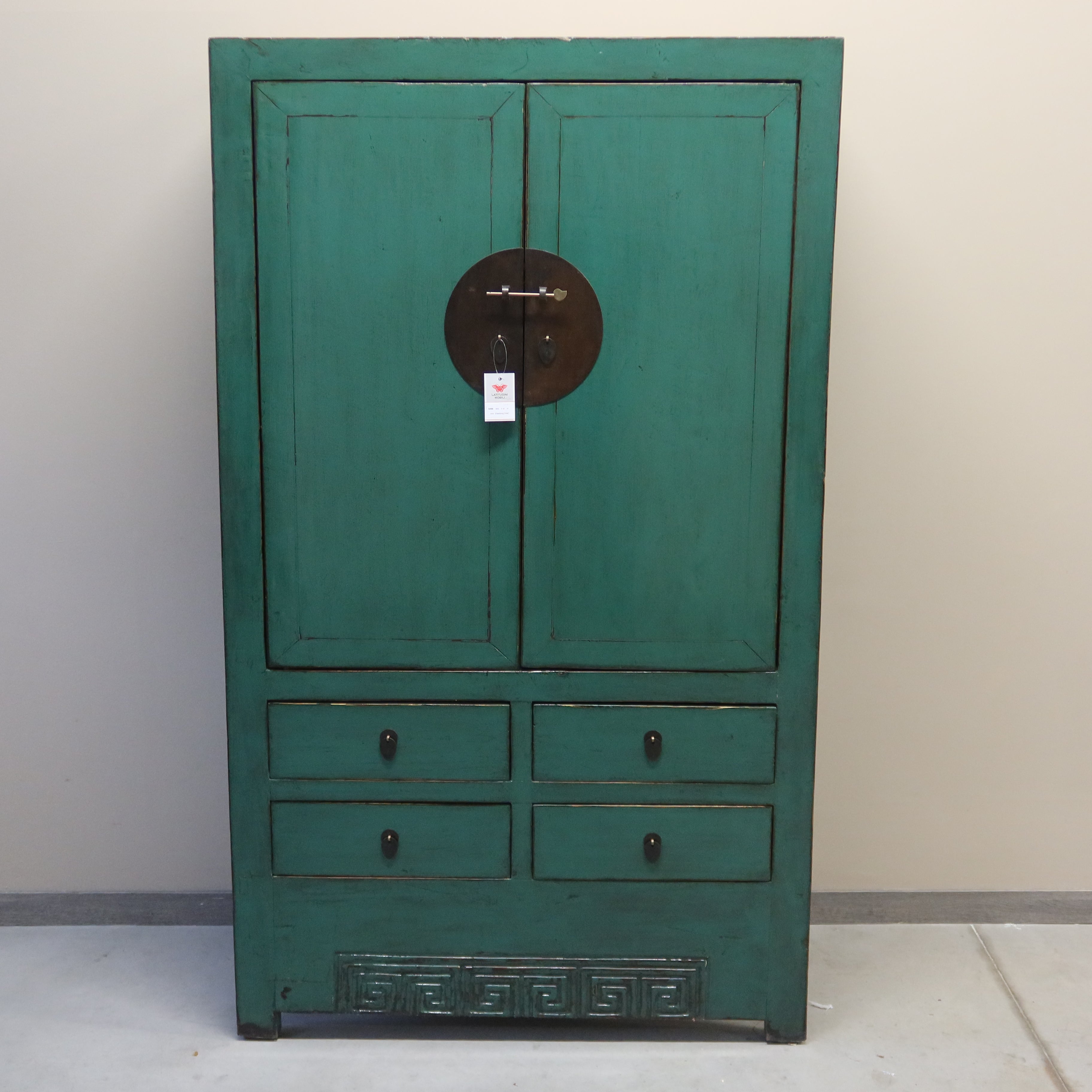 ARMADIO CINESE LACCATO