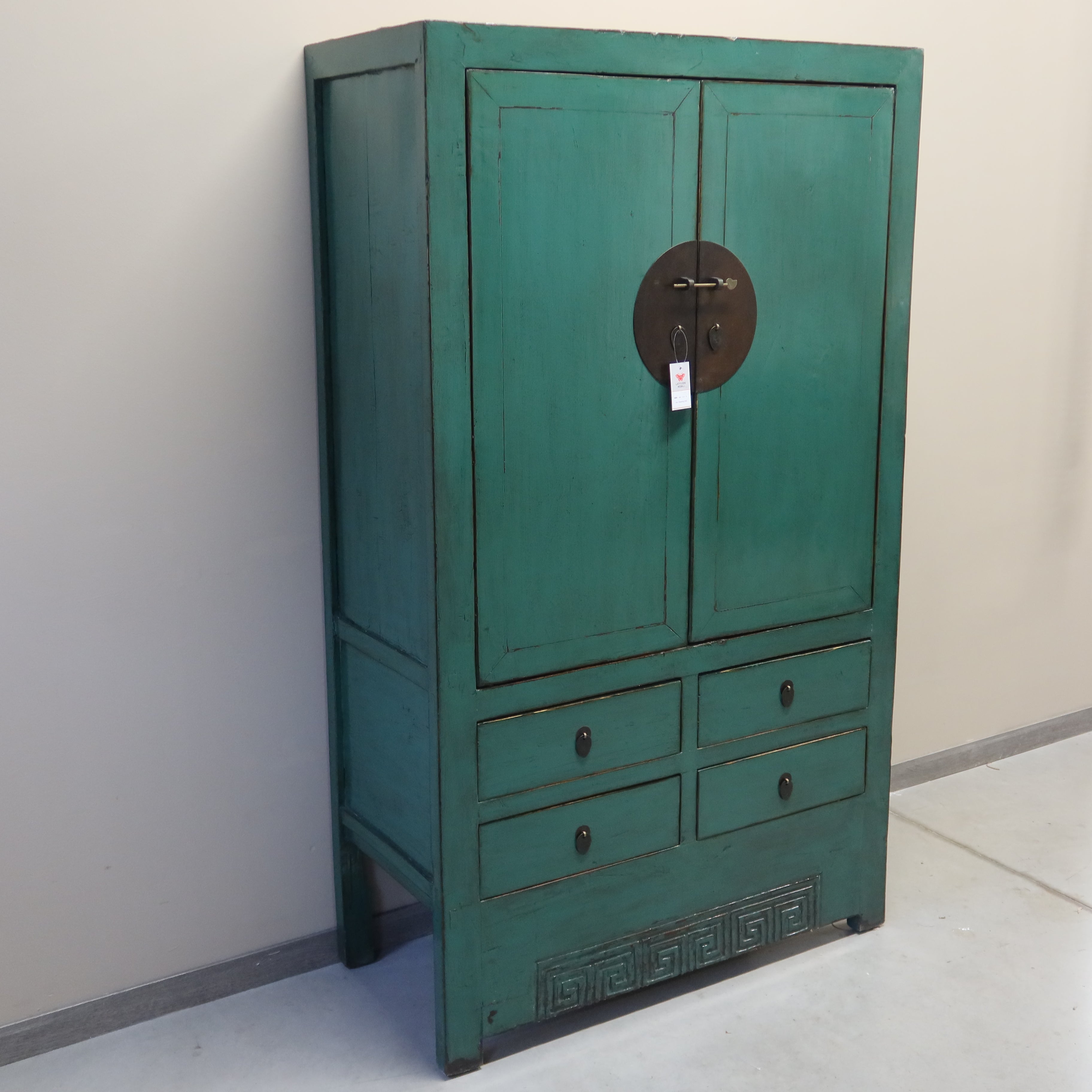 ARMADIO CINESE LACCATO