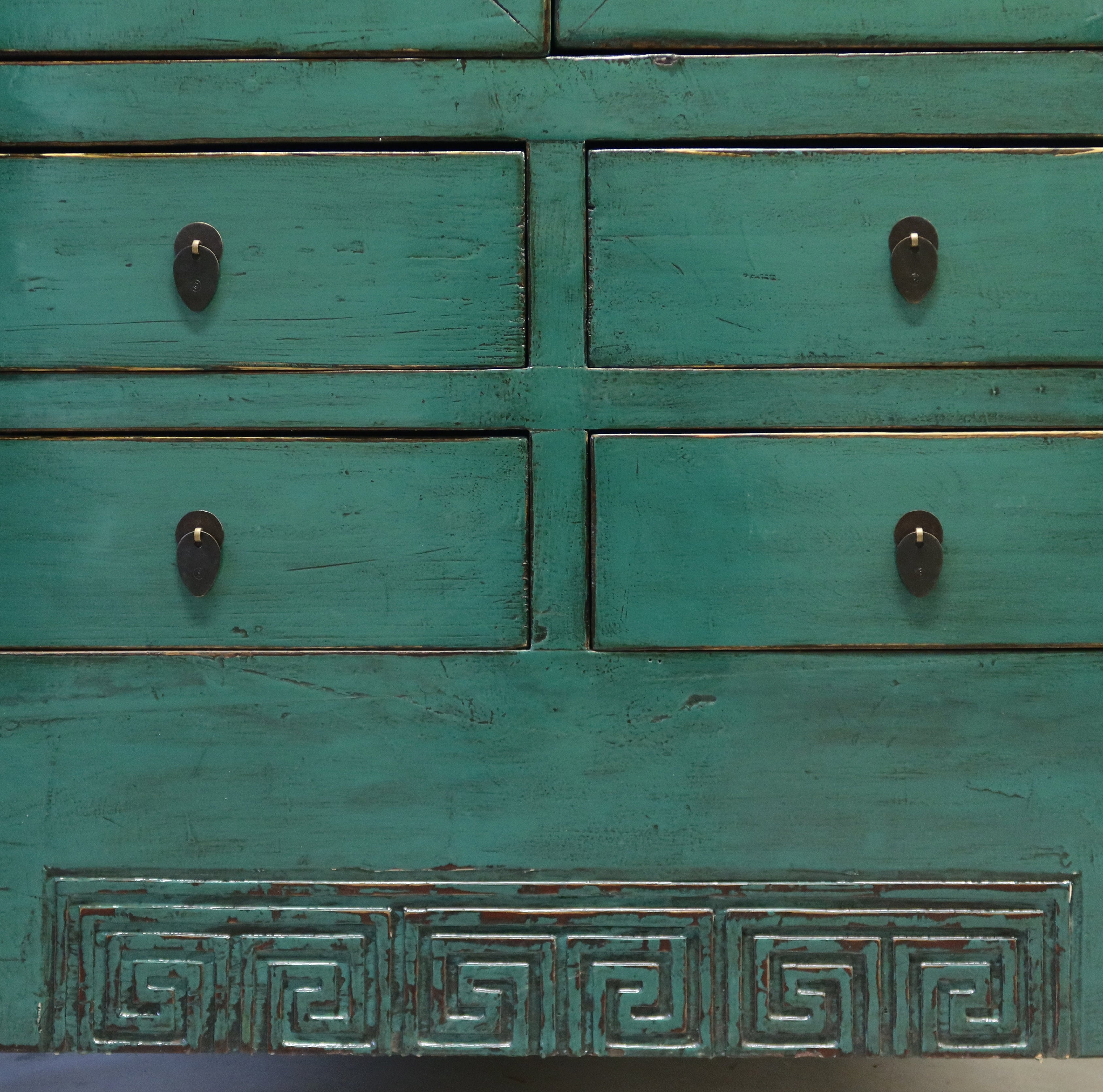 ARMADIO CINESE LACCATO