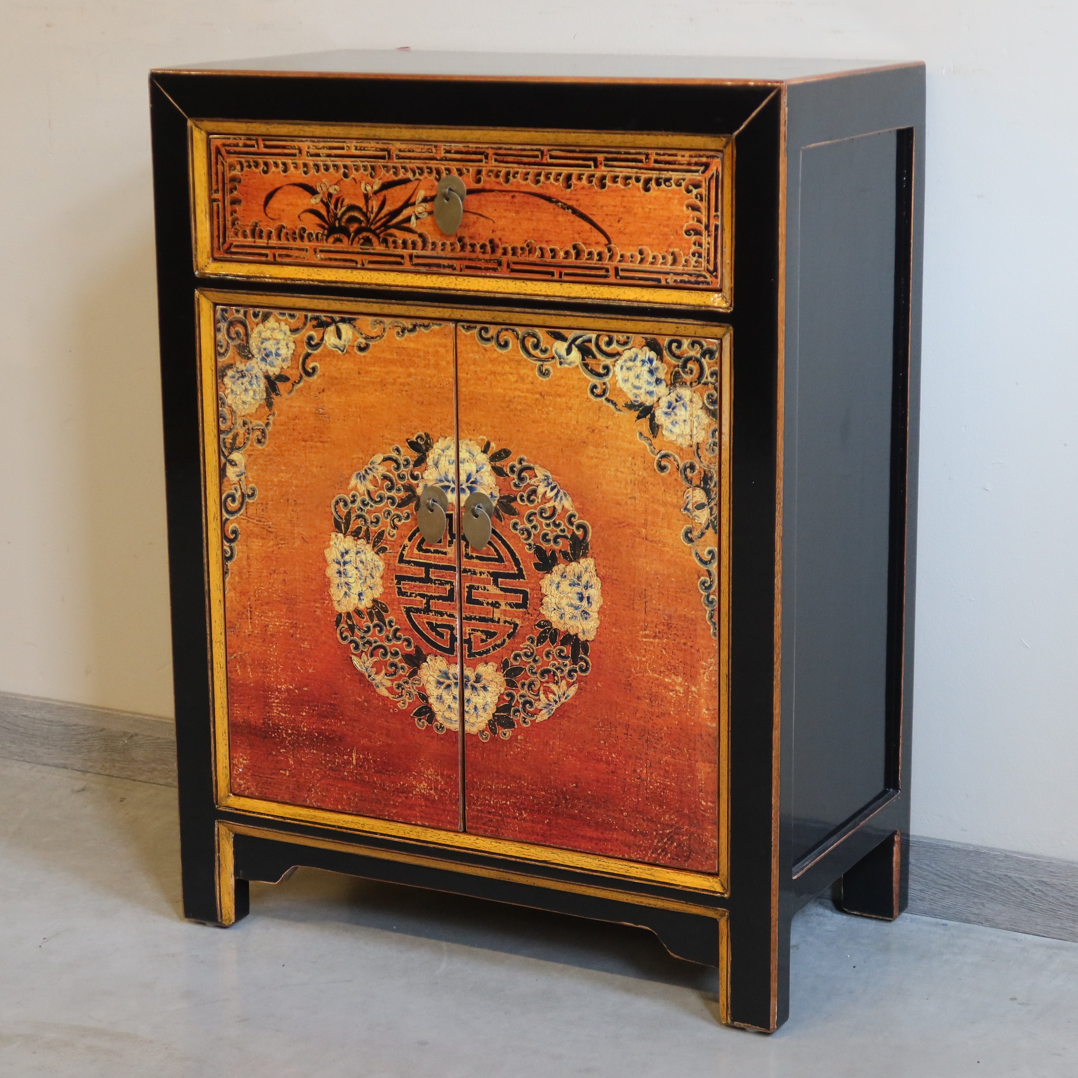 CREDENZINO MONGOLIA DECORATO