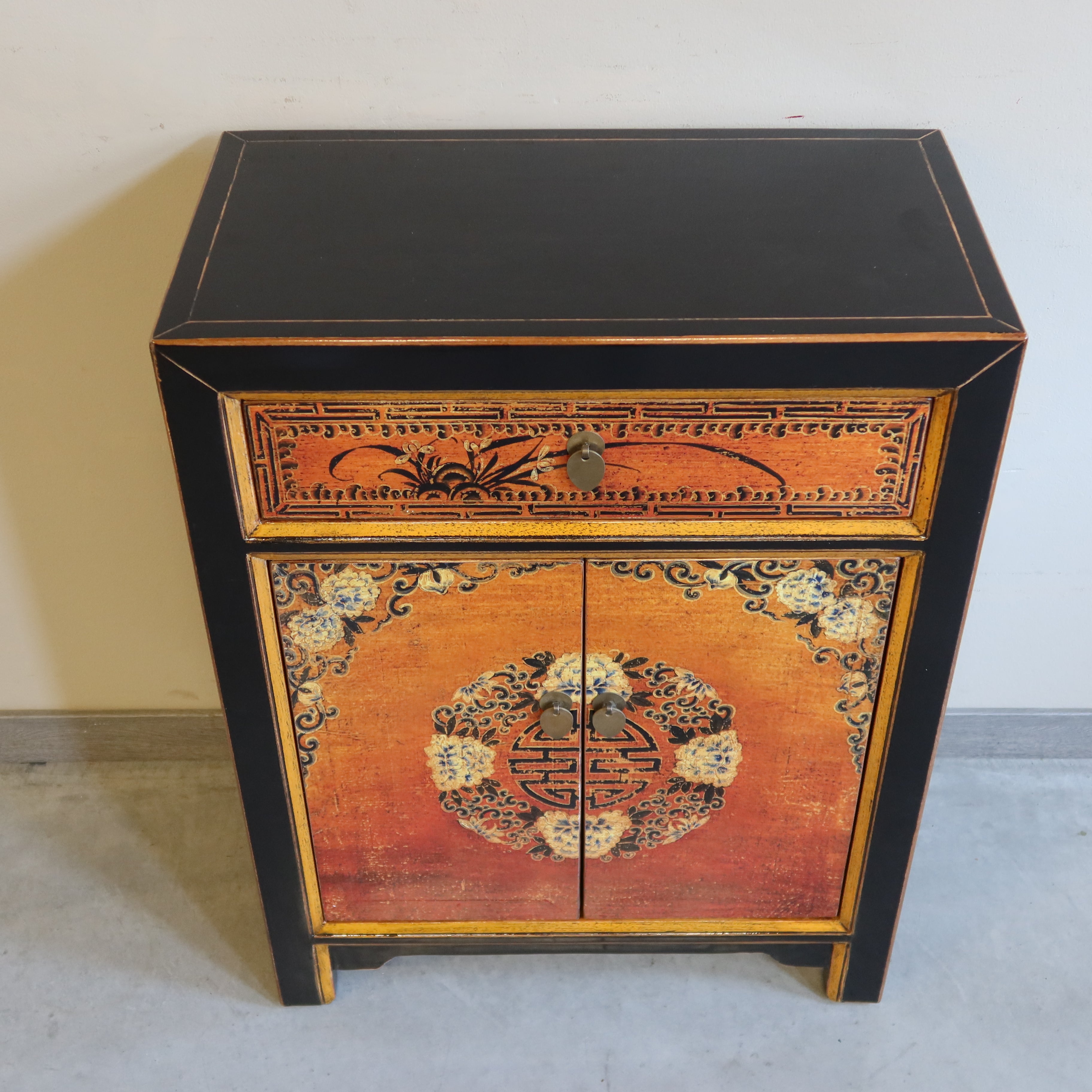 CREDENZINO MONGOLIA DECORATO
