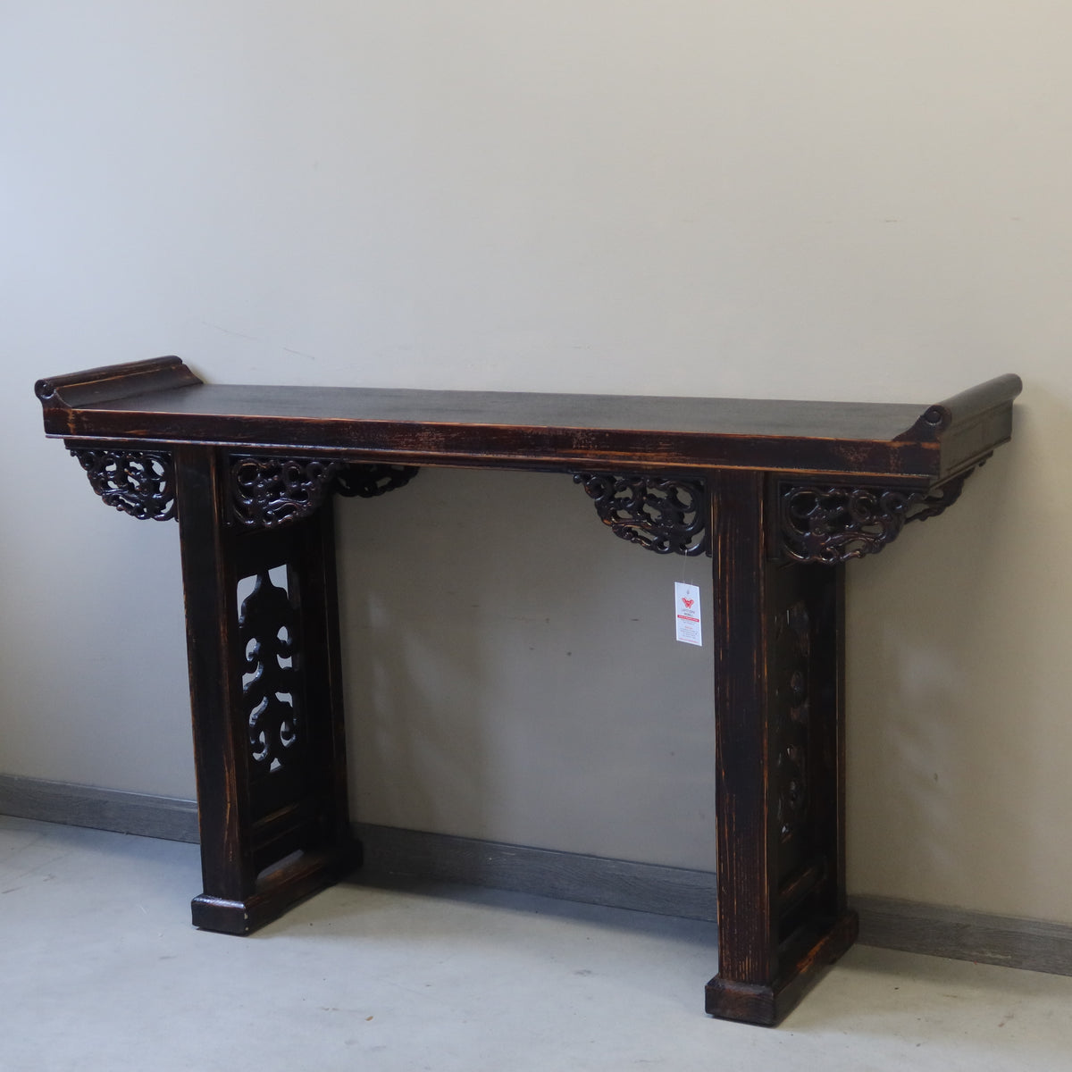 CONSOLE OLMO CINESE CON INTAGLI