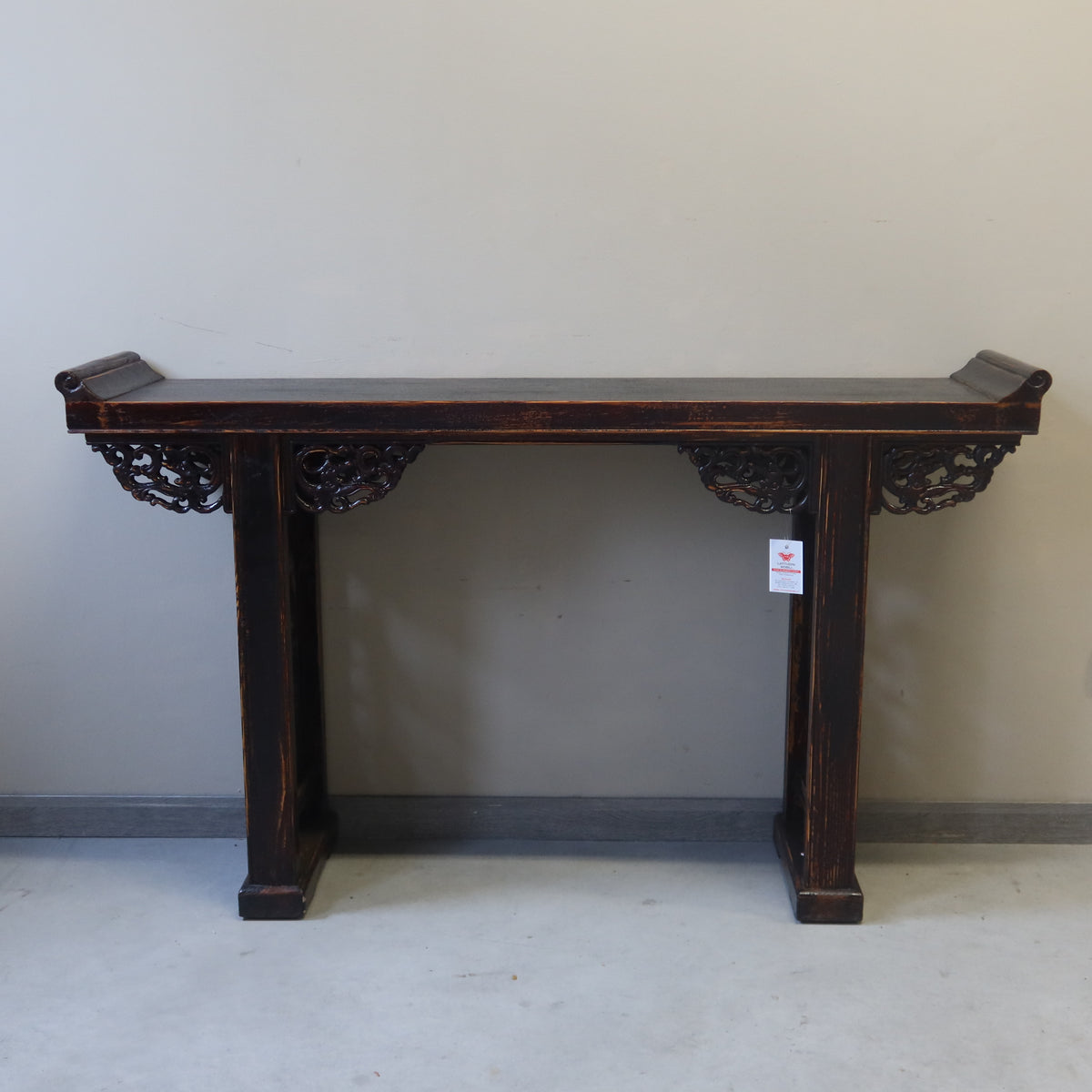 CONSOLE OLMO CINESE CON INTAGLI