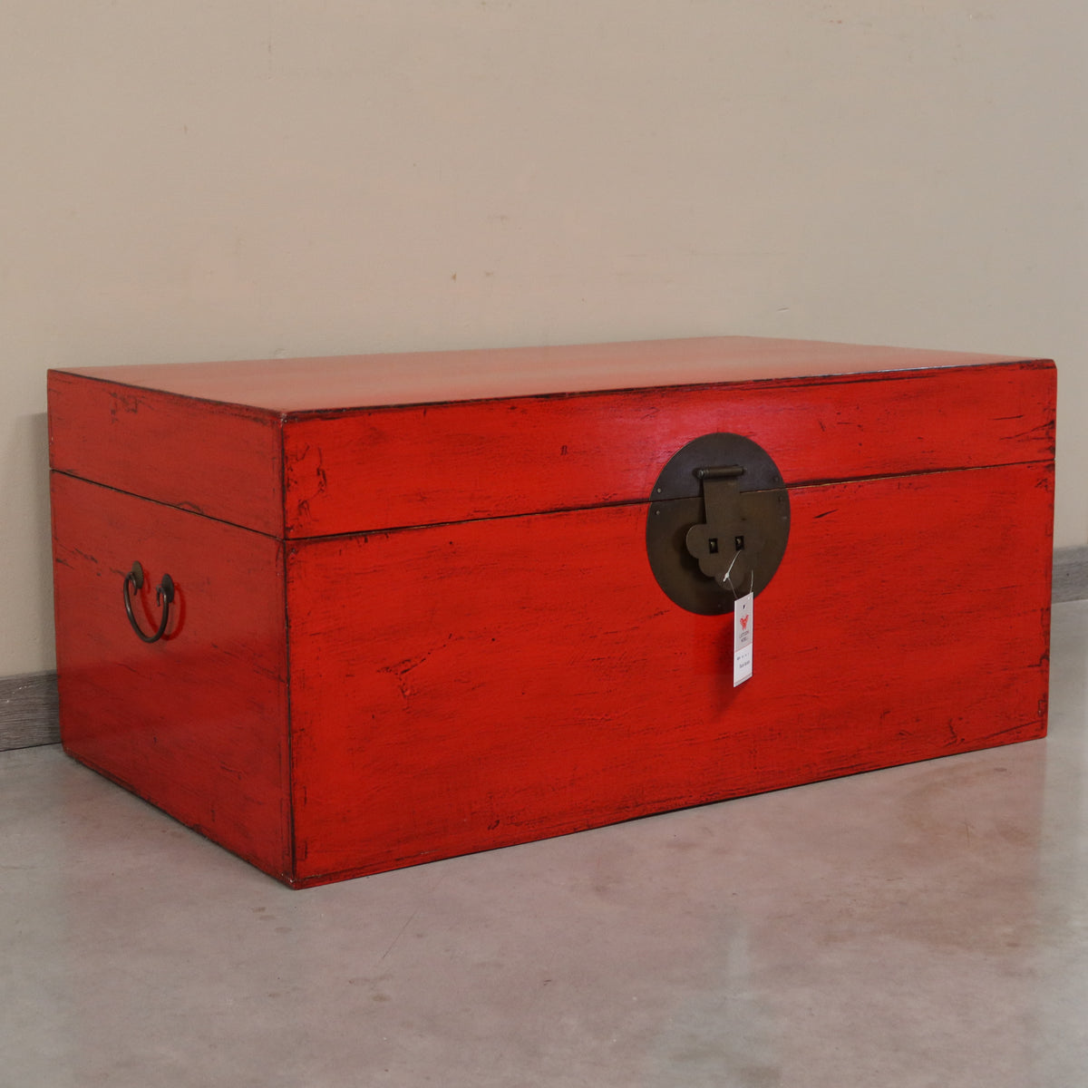 BAULE CINESE IN LACCA ROSSA