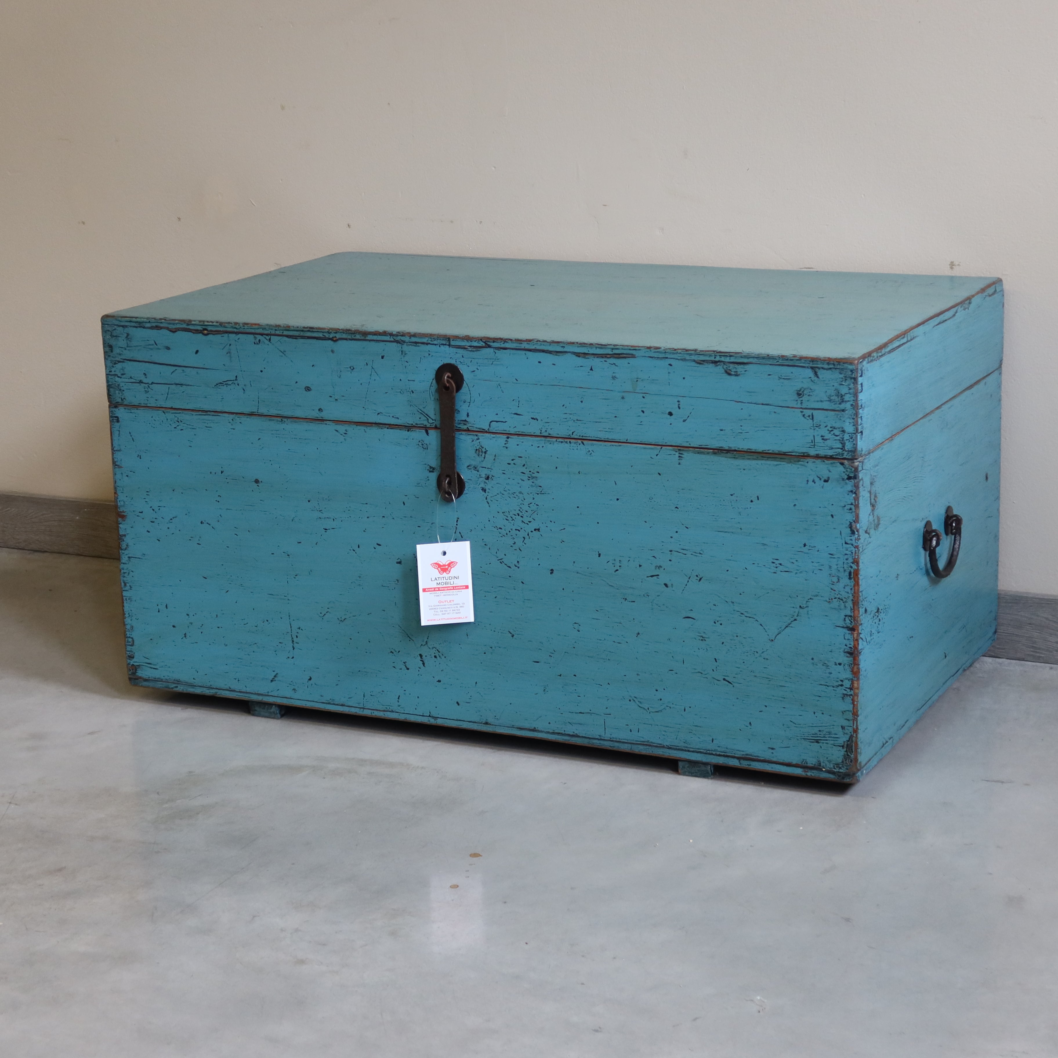 BAULE CINESE IN LACCA AZZURRA