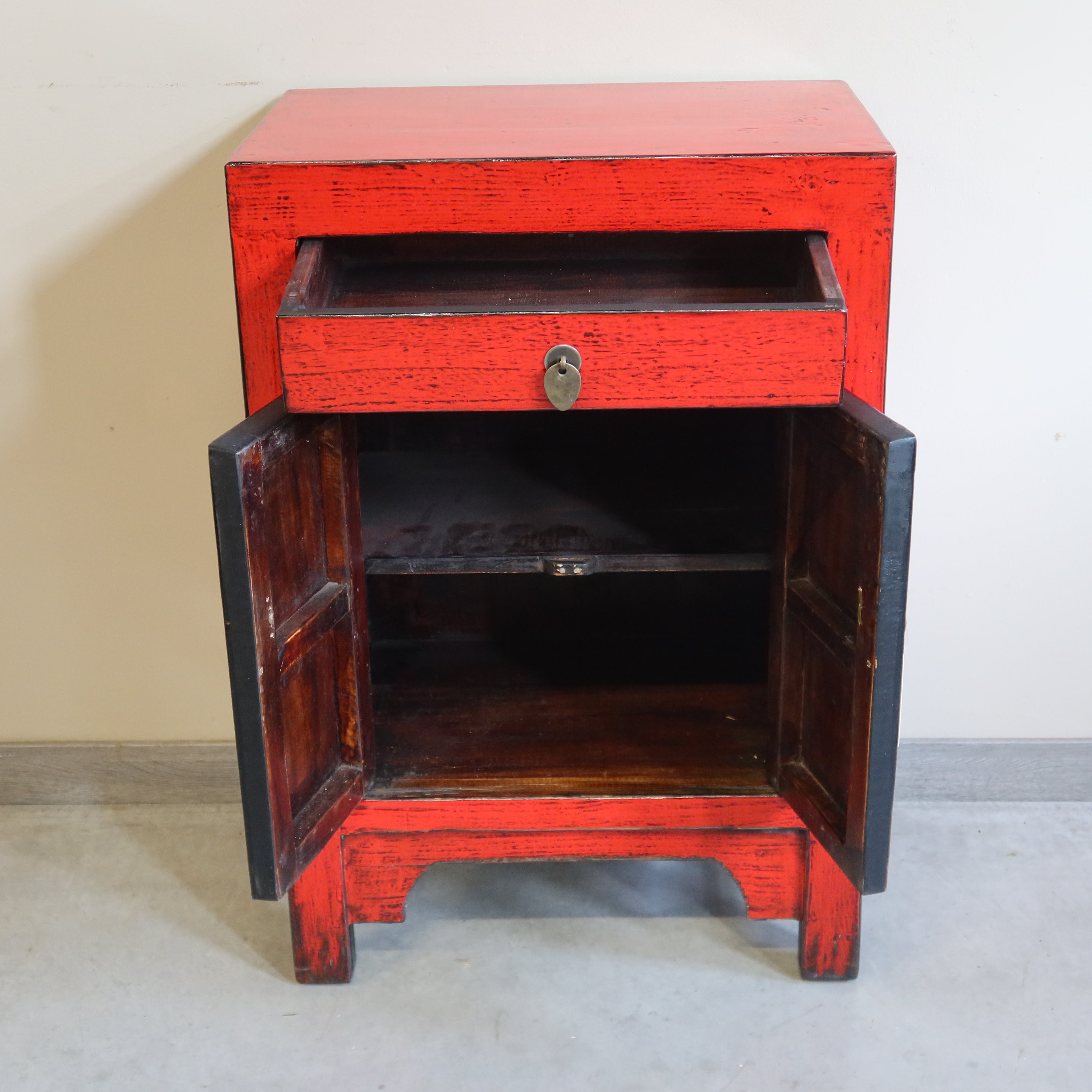 MOBILETTO CINESE DELLO SHANXI LACCA ROSSA