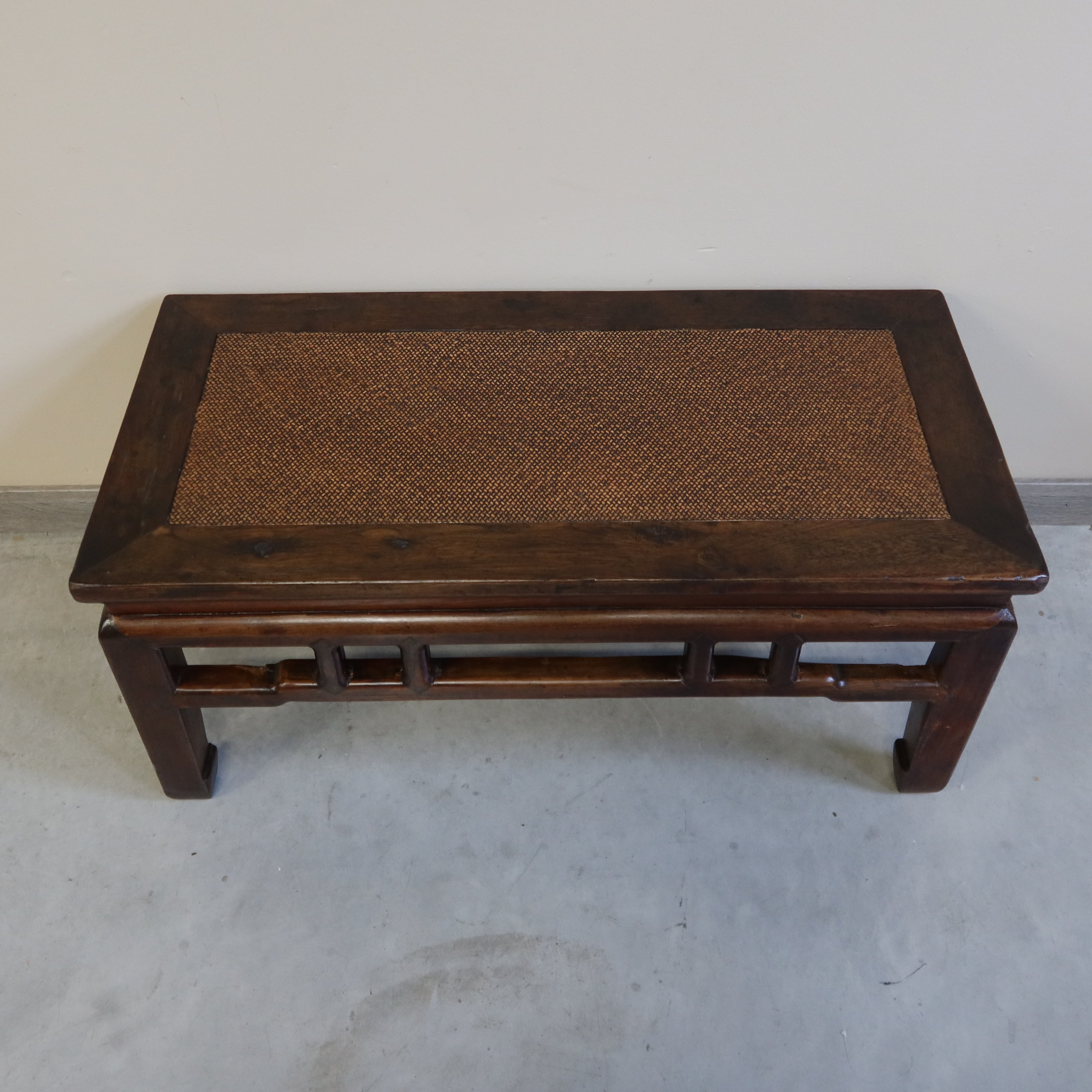 TAVOLINO OLMO CINESE PIANO RATTAN