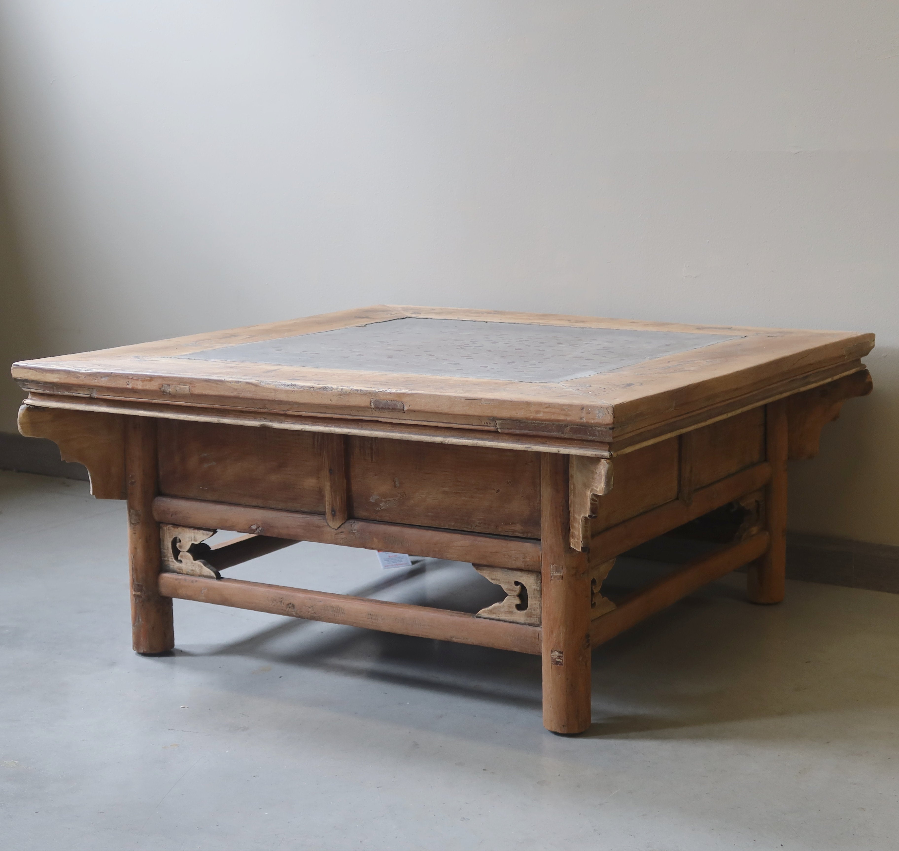 TAVOLO OLMO CINESE QUADRATO PIANO IN PIETRA