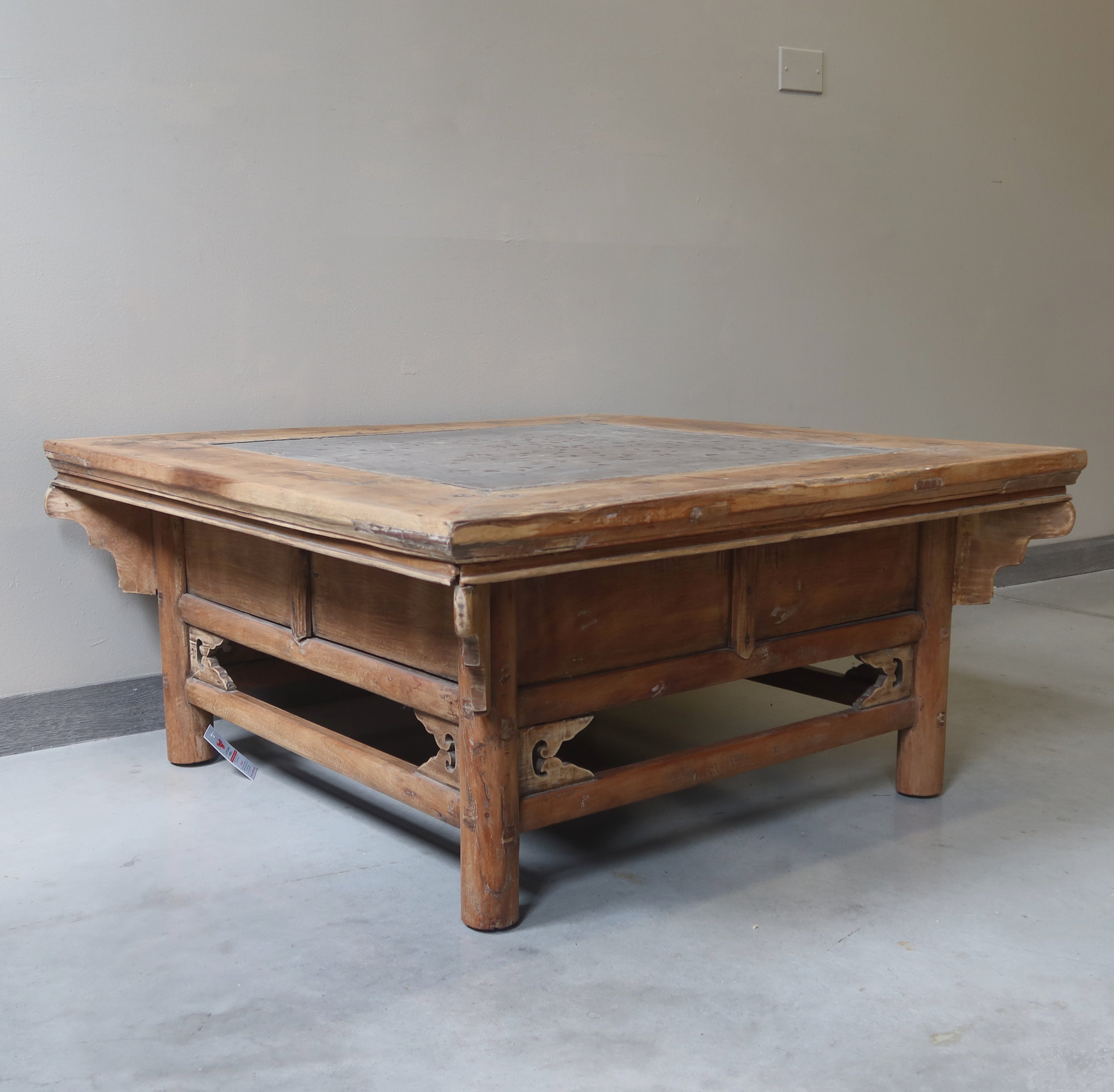 TAVOLO OLMO CINESE QUADRATO PIANO IN PIETRA