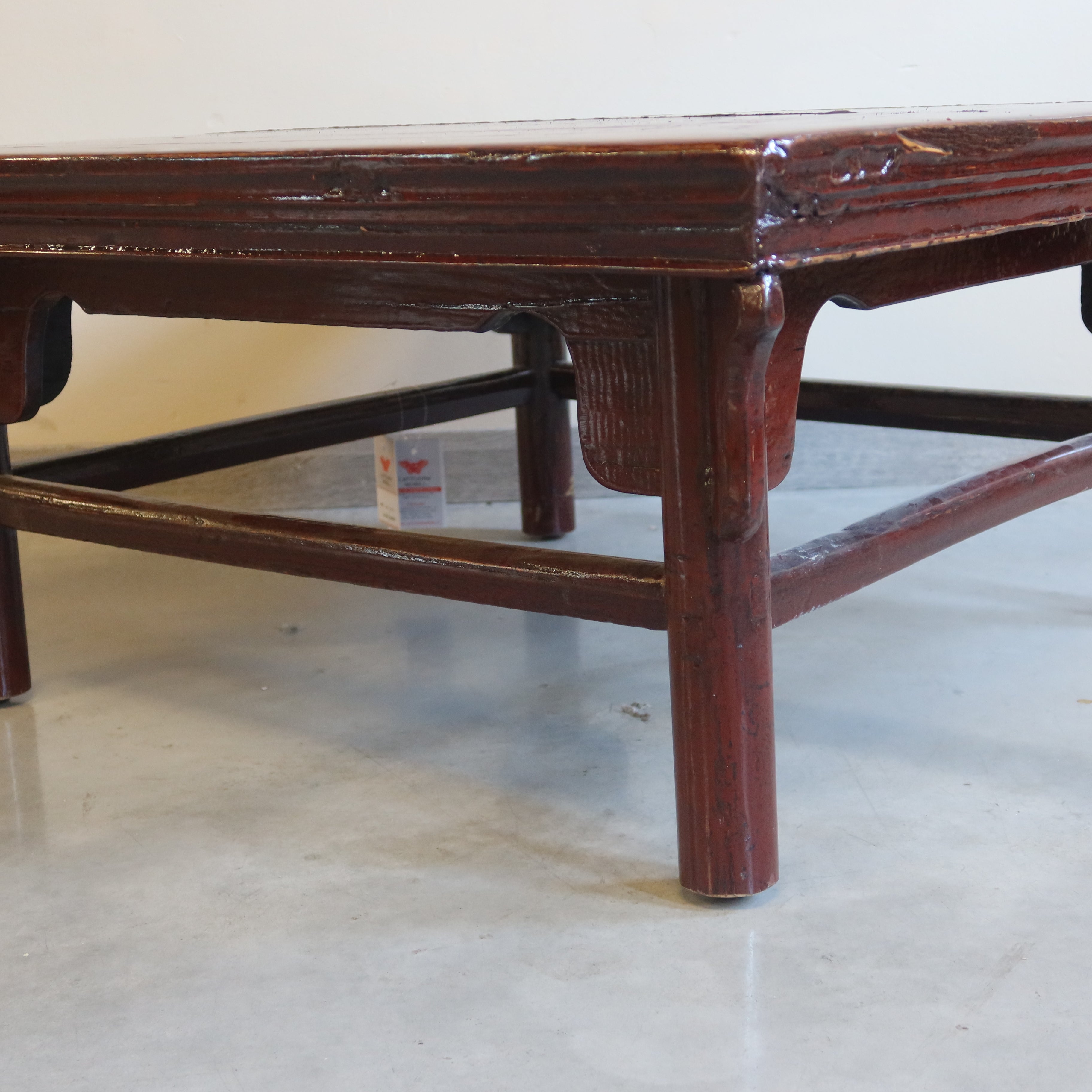 TAVOLO OLMO LACCA BORDEAUX