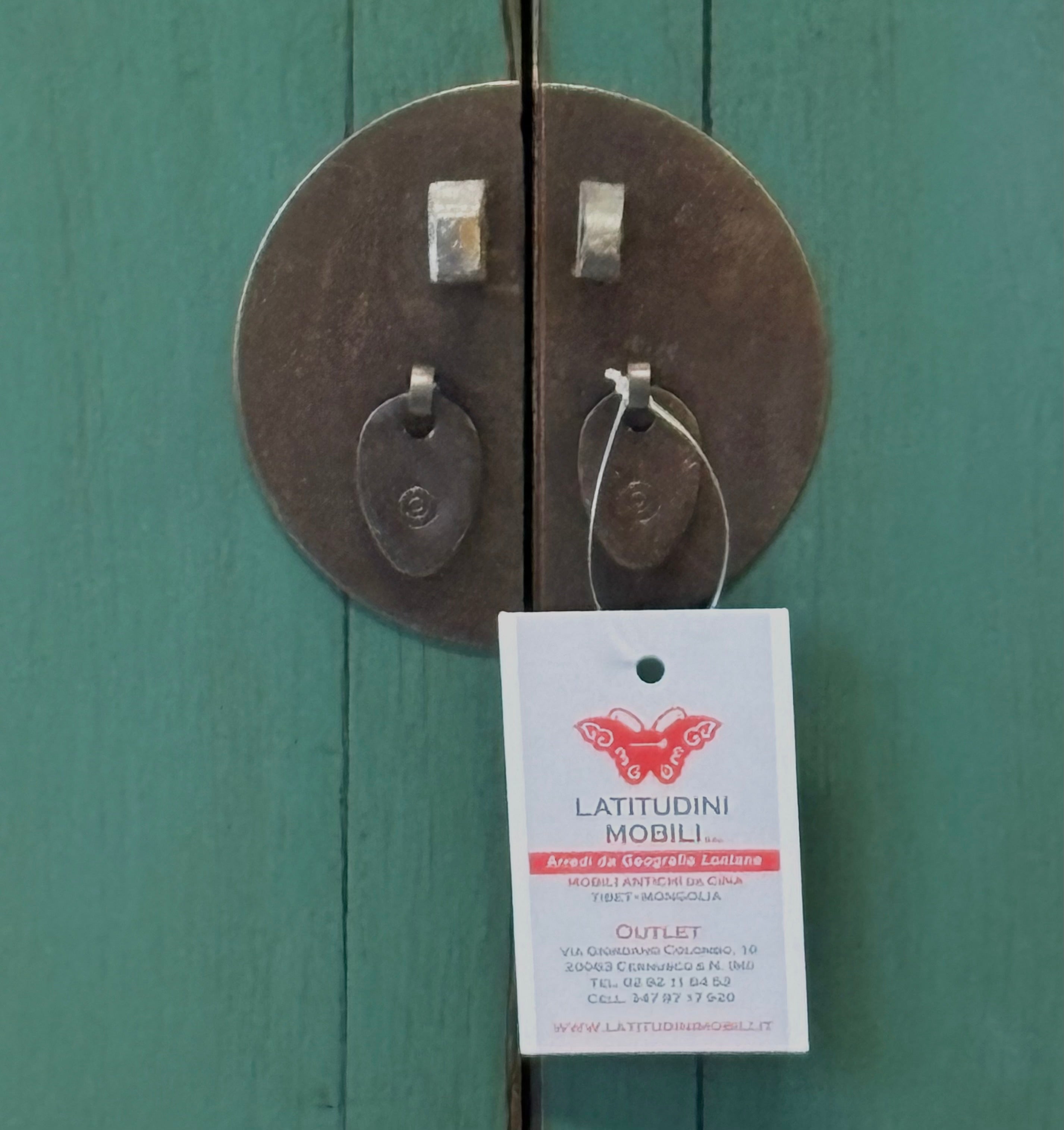 ARMADIETTO CINESE LACCATO STRETTO A COLONNA