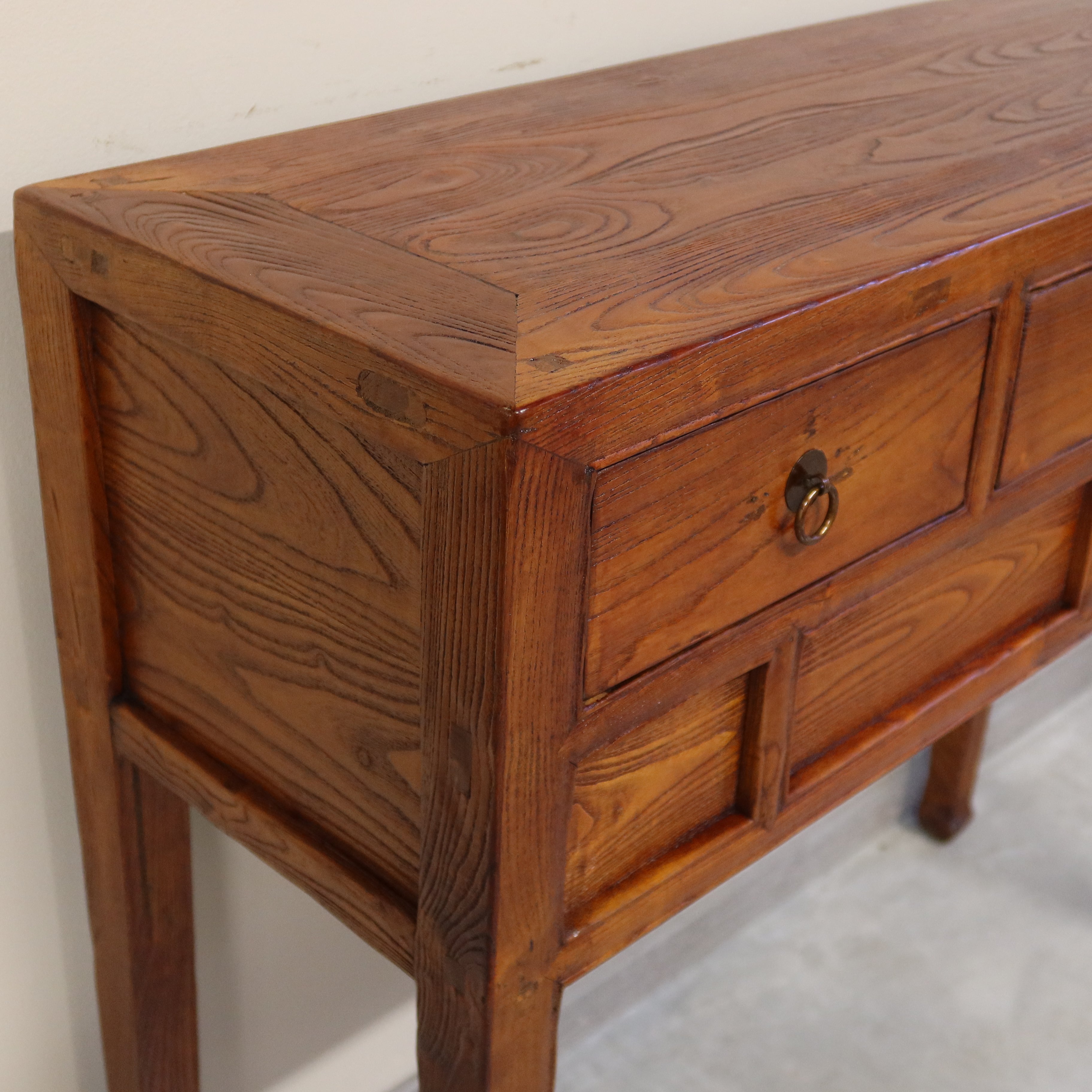 CONSOLLE OLMO CINESE CON CASSETTI