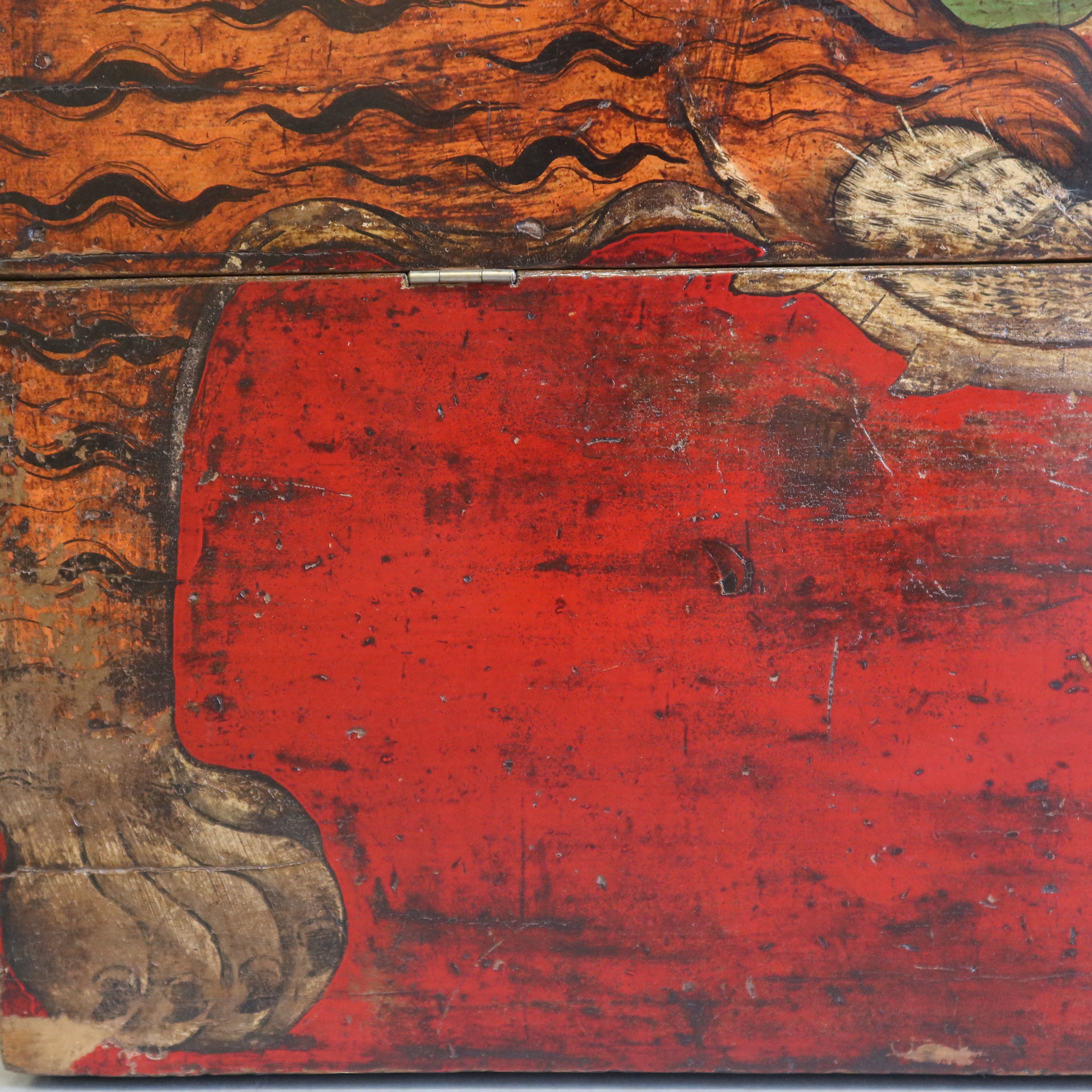 BAULE DEL QINGHAI CON DECORO TIGRE