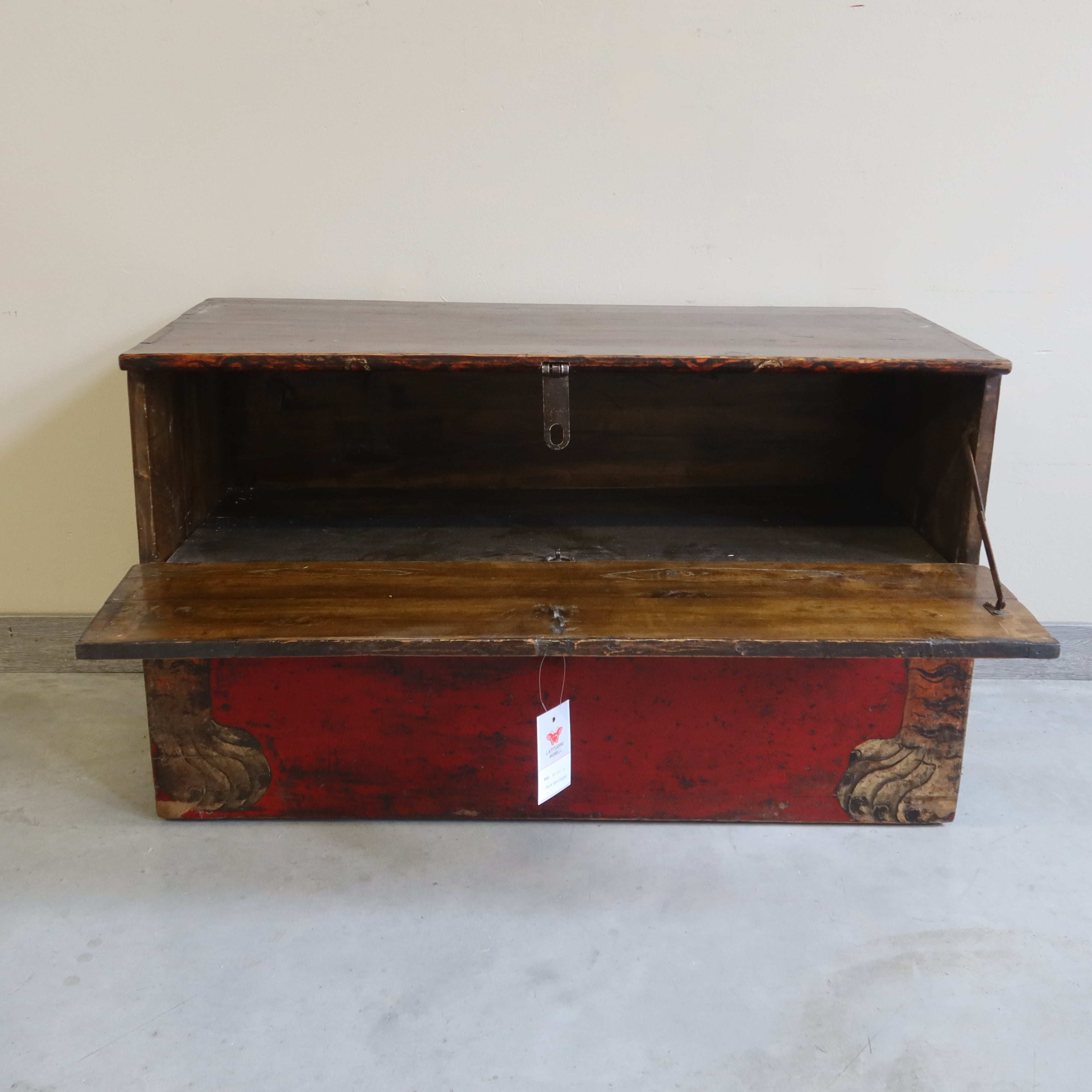 BAULE DEL QINGHAI CON DECORO TIGRE