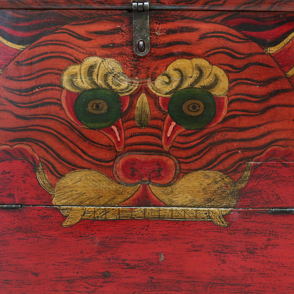 BAULE DEL QINGHAI CON DECORO TIGRE