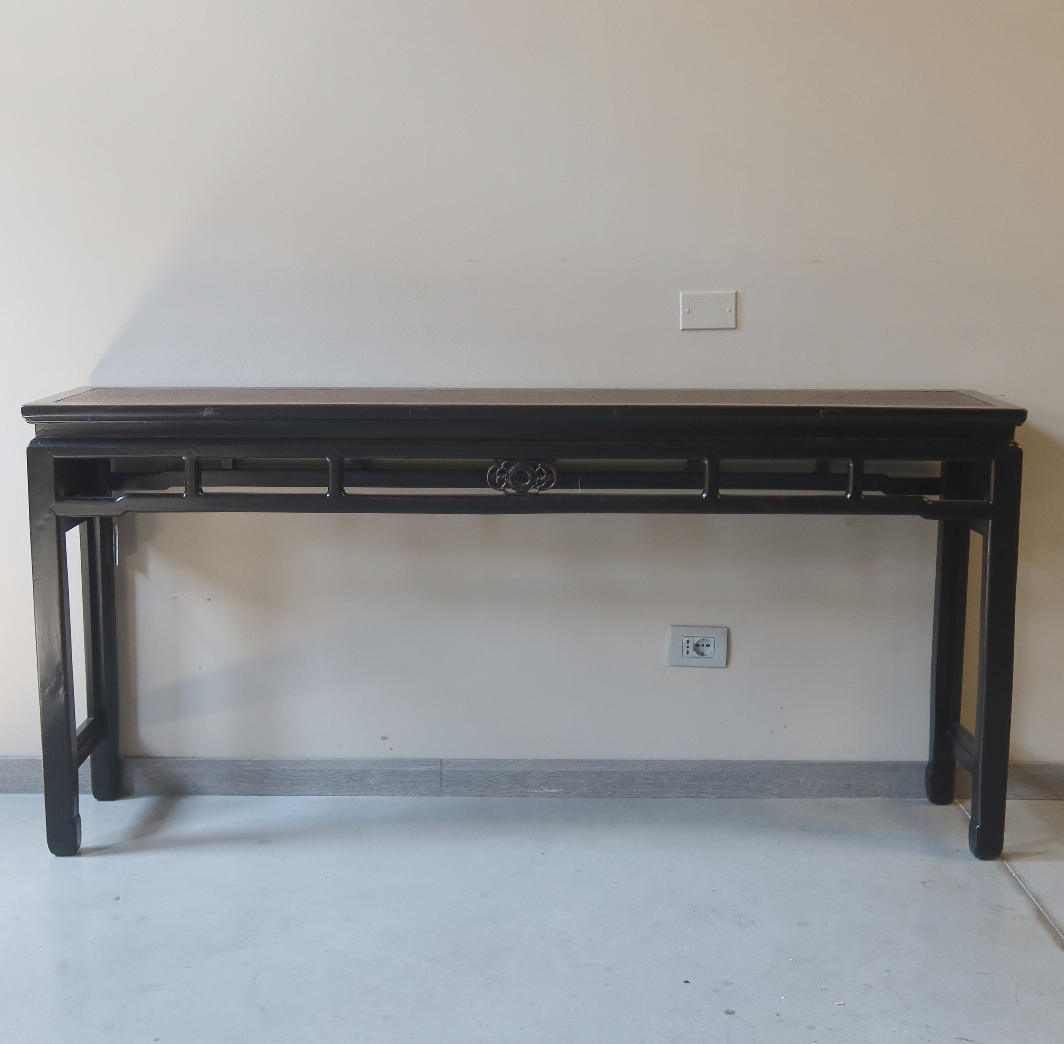 CONSOLLE OLMO CINESE CON PIANO IN RATTAN