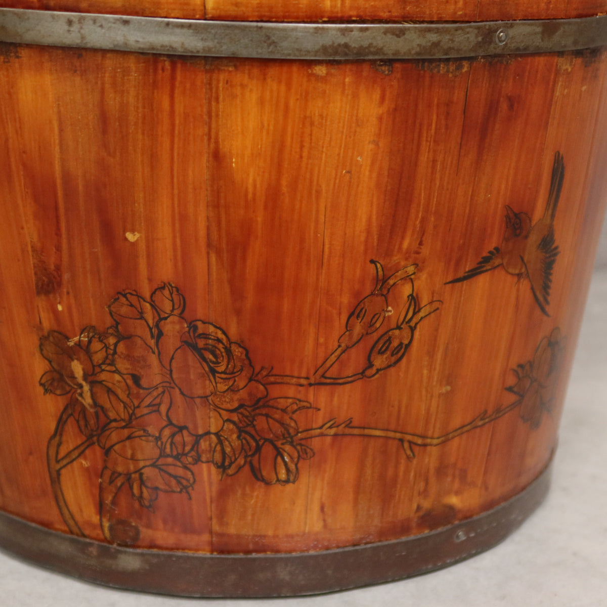 SGABELLO A BOTTE CON PIANO RATTAN