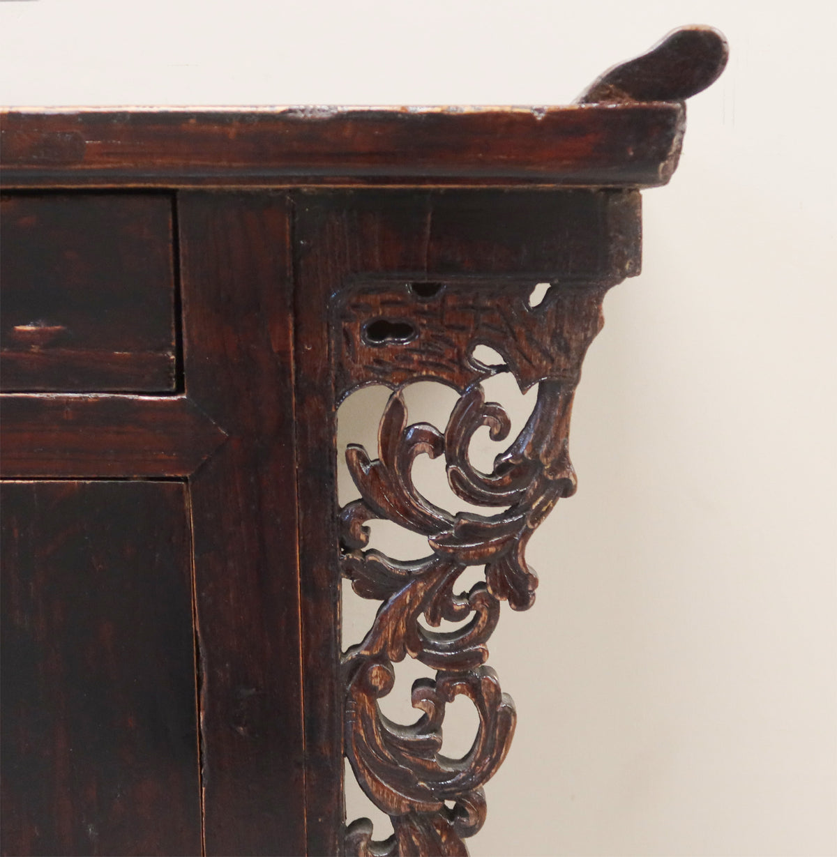CREDENZA ALTARE DI PECHINO OLMO CINESE