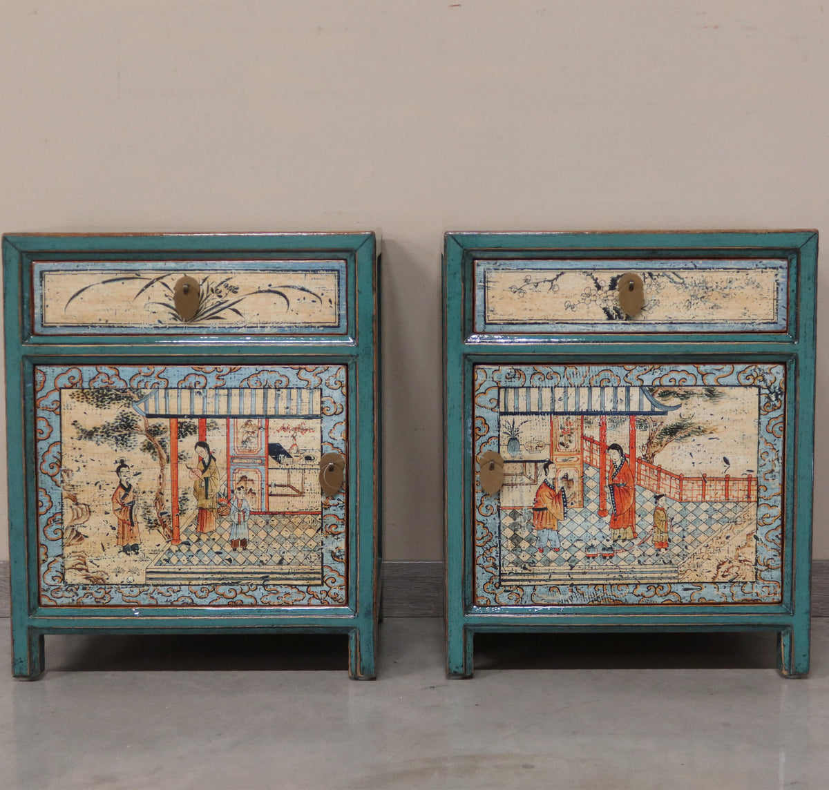 COMODINO MONGOLO DECORATO
