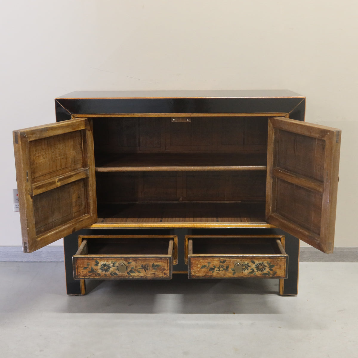 CREDENZA MONGOLIA LACCA DECORATA
