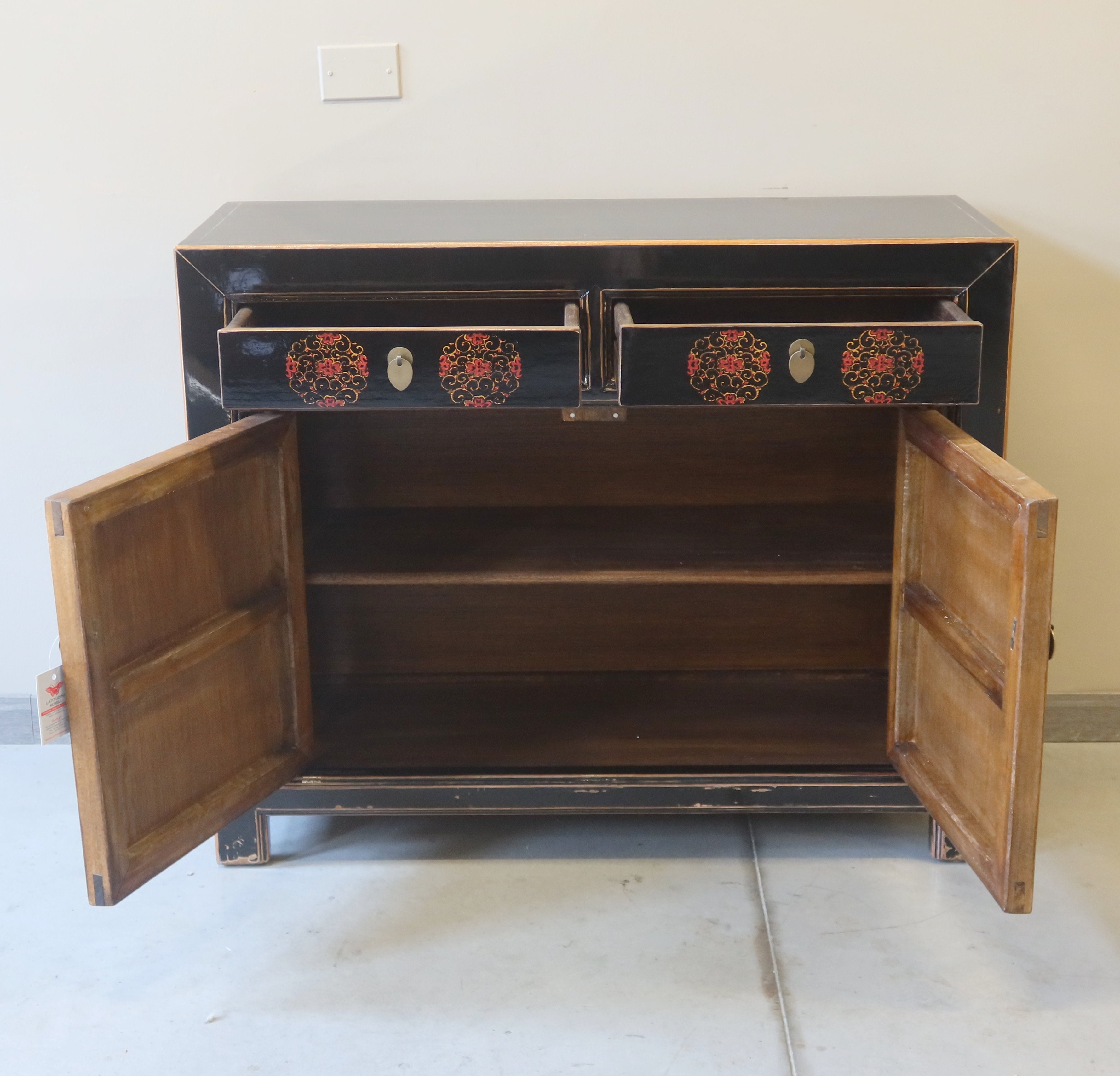 CREDENZA MONGOLIA LACCA DECORATA
