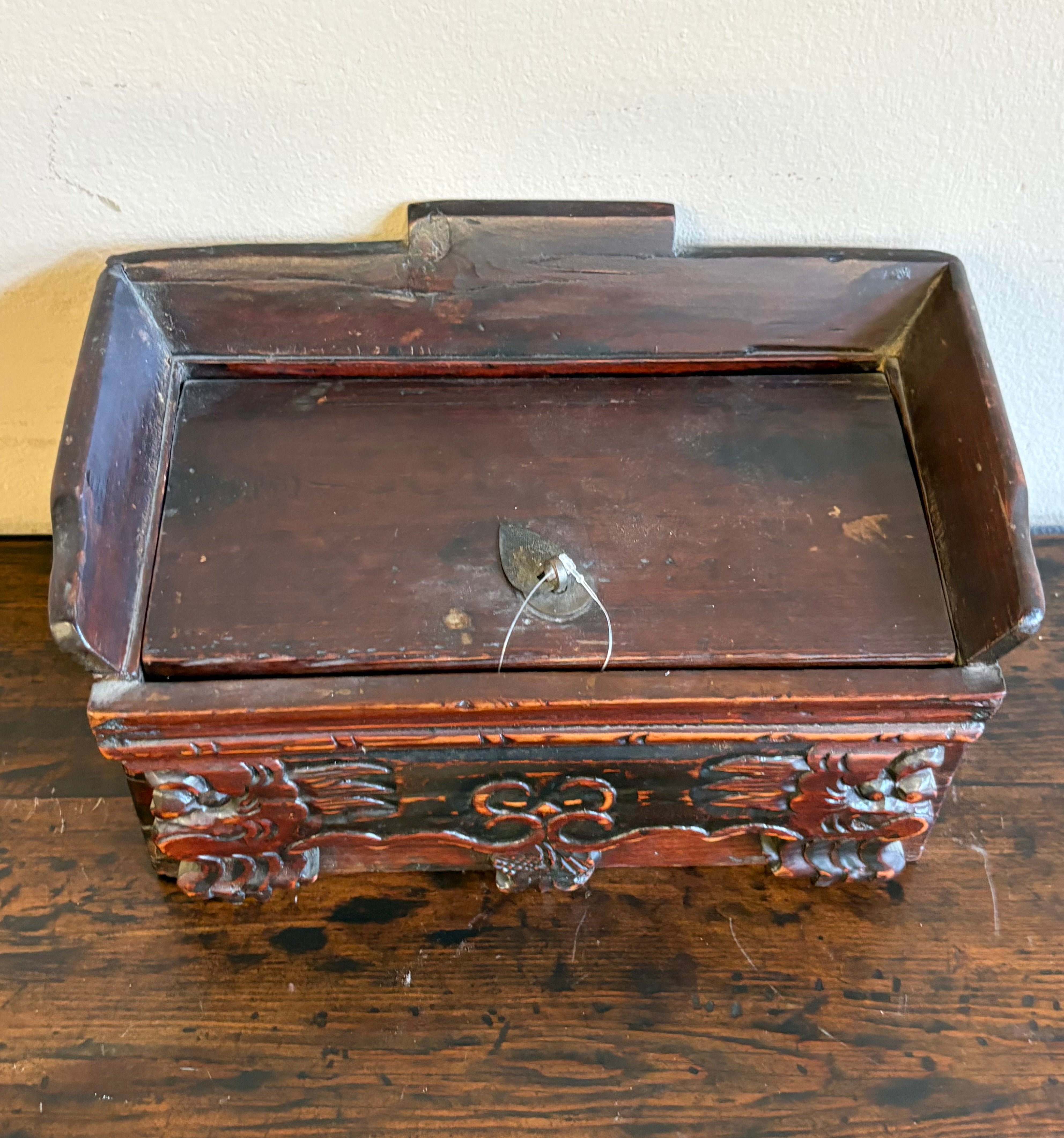 PORTAGIOIE CINESE CON CASSETTO