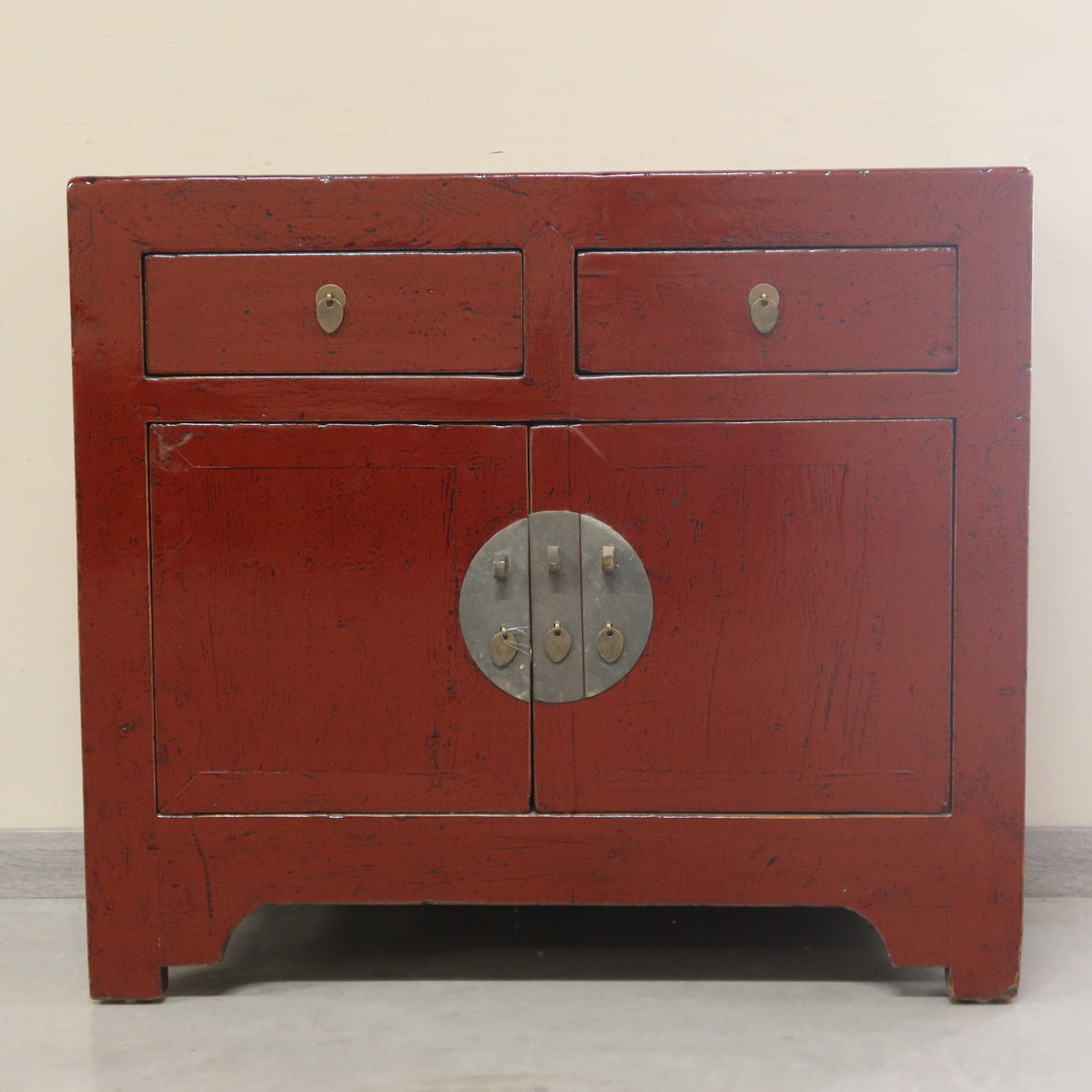 CREDENZINO LACCA BORDEAUX
