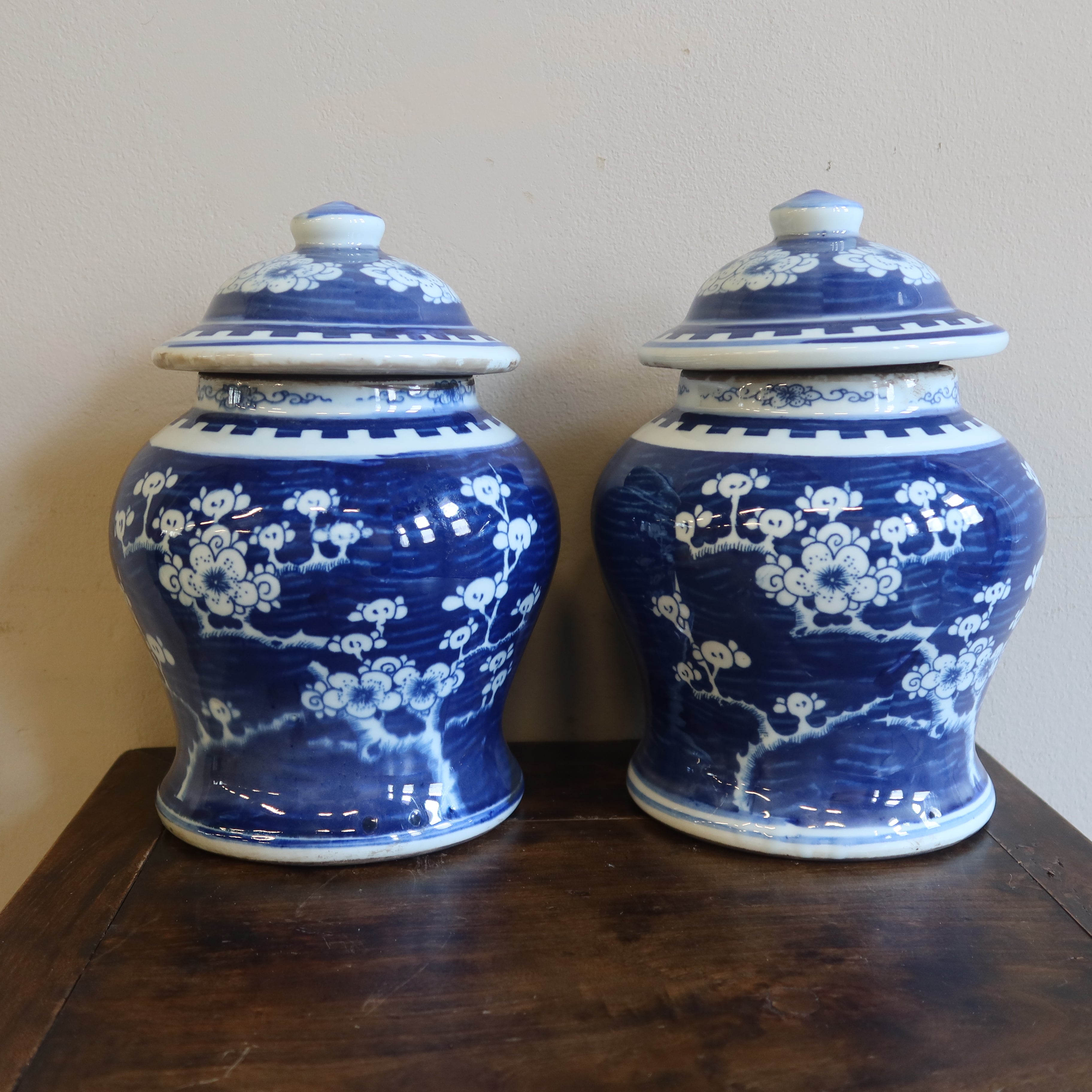 VASO STONDATO CERAMICA DIPINTA