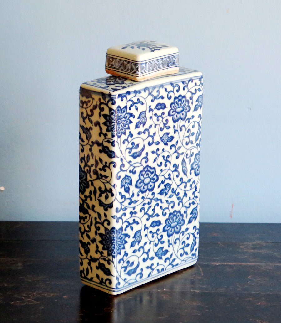 VASO STRETTO IN CERAMICA A BASE RETTANGOLARE