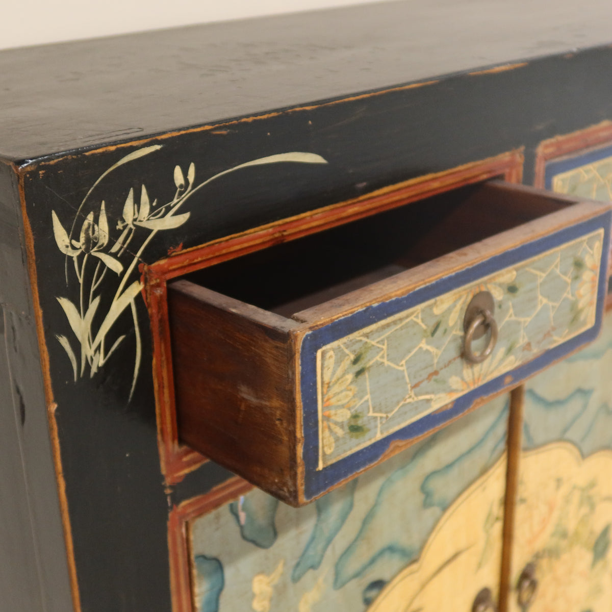CREDENZINO MONGOLIA DECORATO
