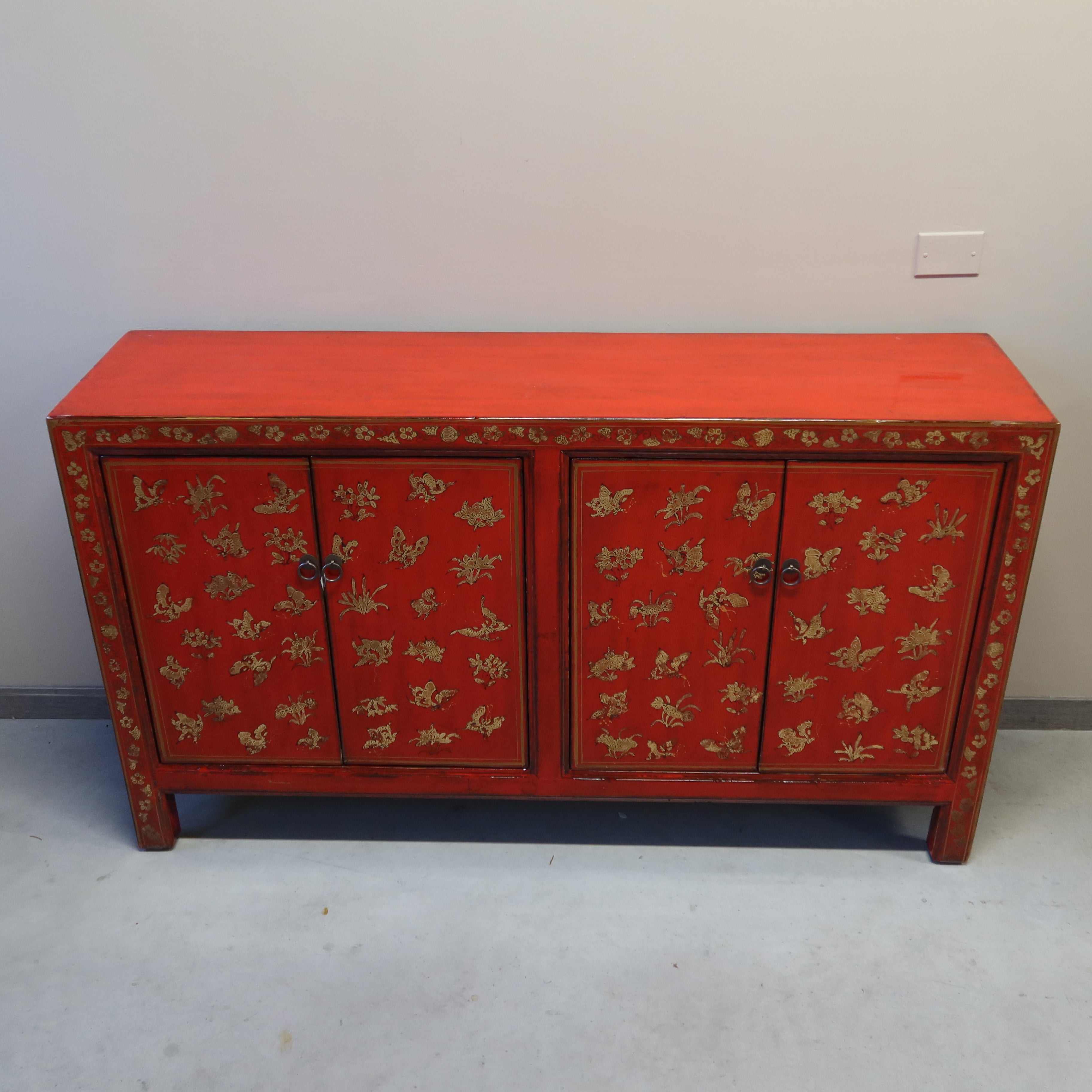 MADIA CINESE DELLO SHANXI ROSSA DECORATA