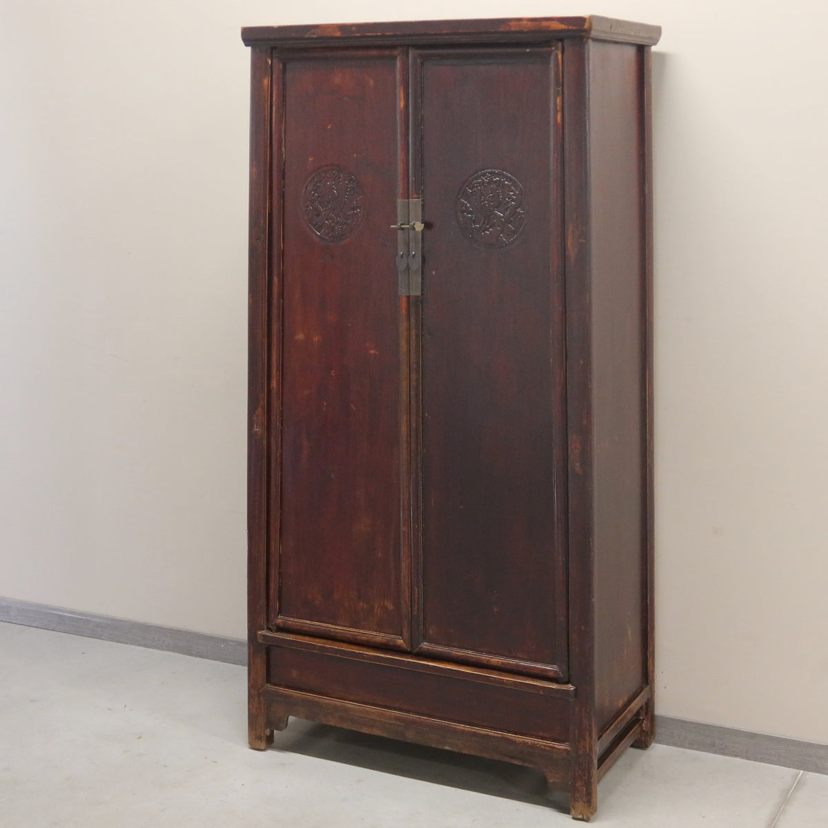 ARMADIO OLMO CINESE A TRAPEZIO