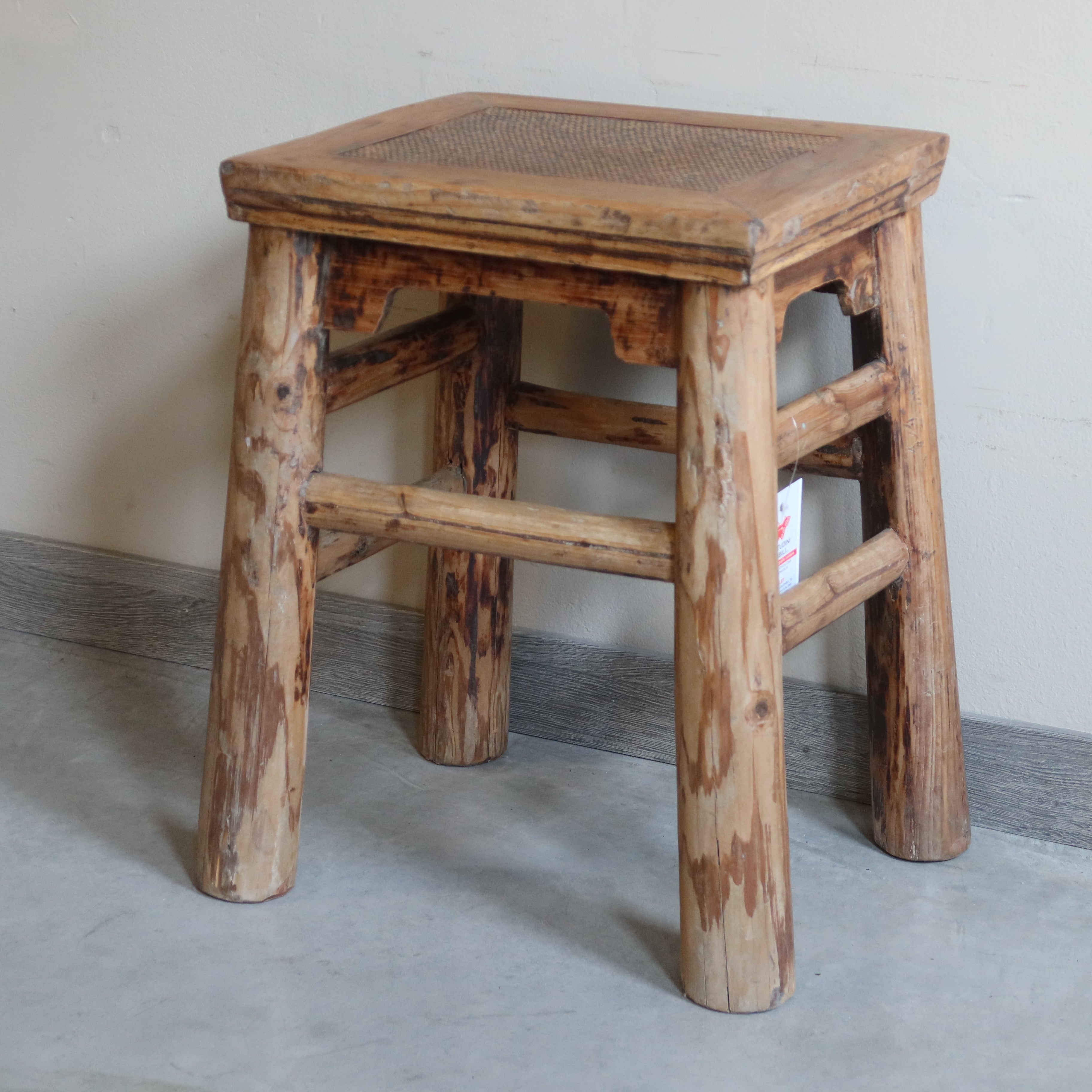 SGABELLO A TRAPEZIO OLMO CINESE PIANO RATTAN