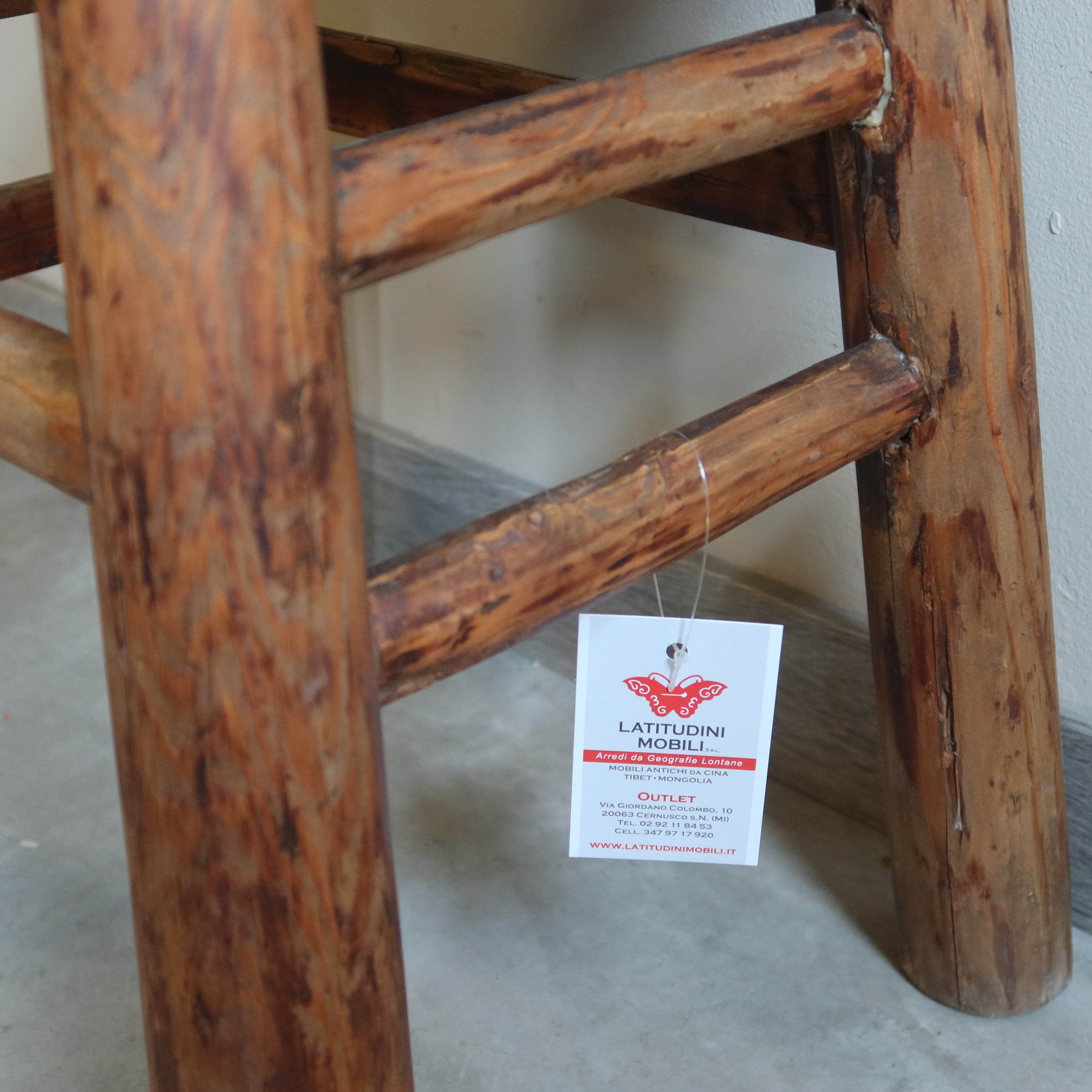 SGABELLO OLMO CINESE A TRAPEZIO PIANO RATTAN