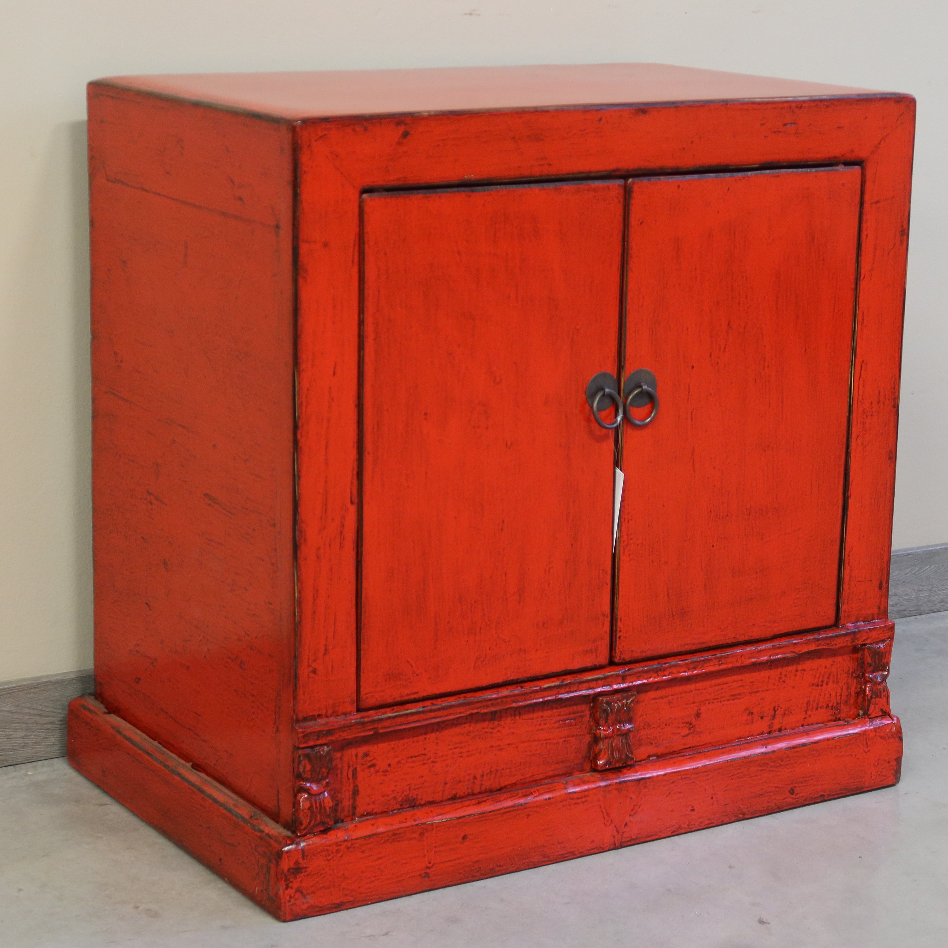 STIPO BOOKCASE IN LACCA ROSSA