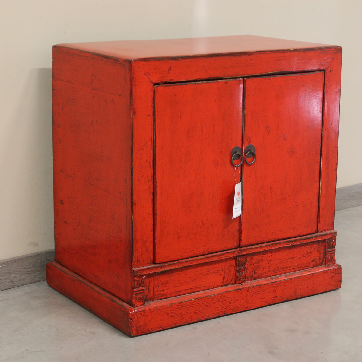 STIPO BOOKCASE IN LACCA ROSSA