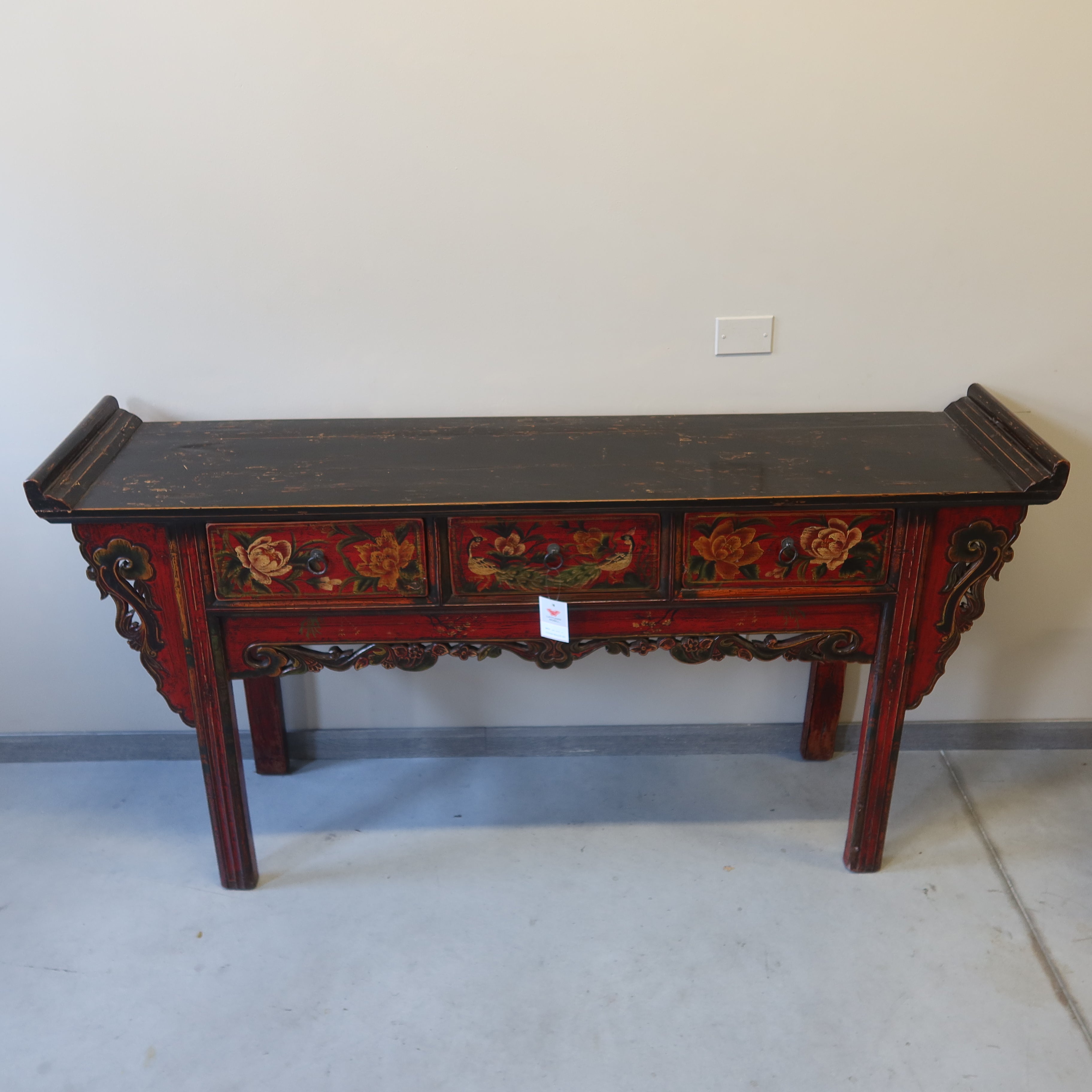 CONSOLLE MONGOLIA DECORATA AD ALTARE