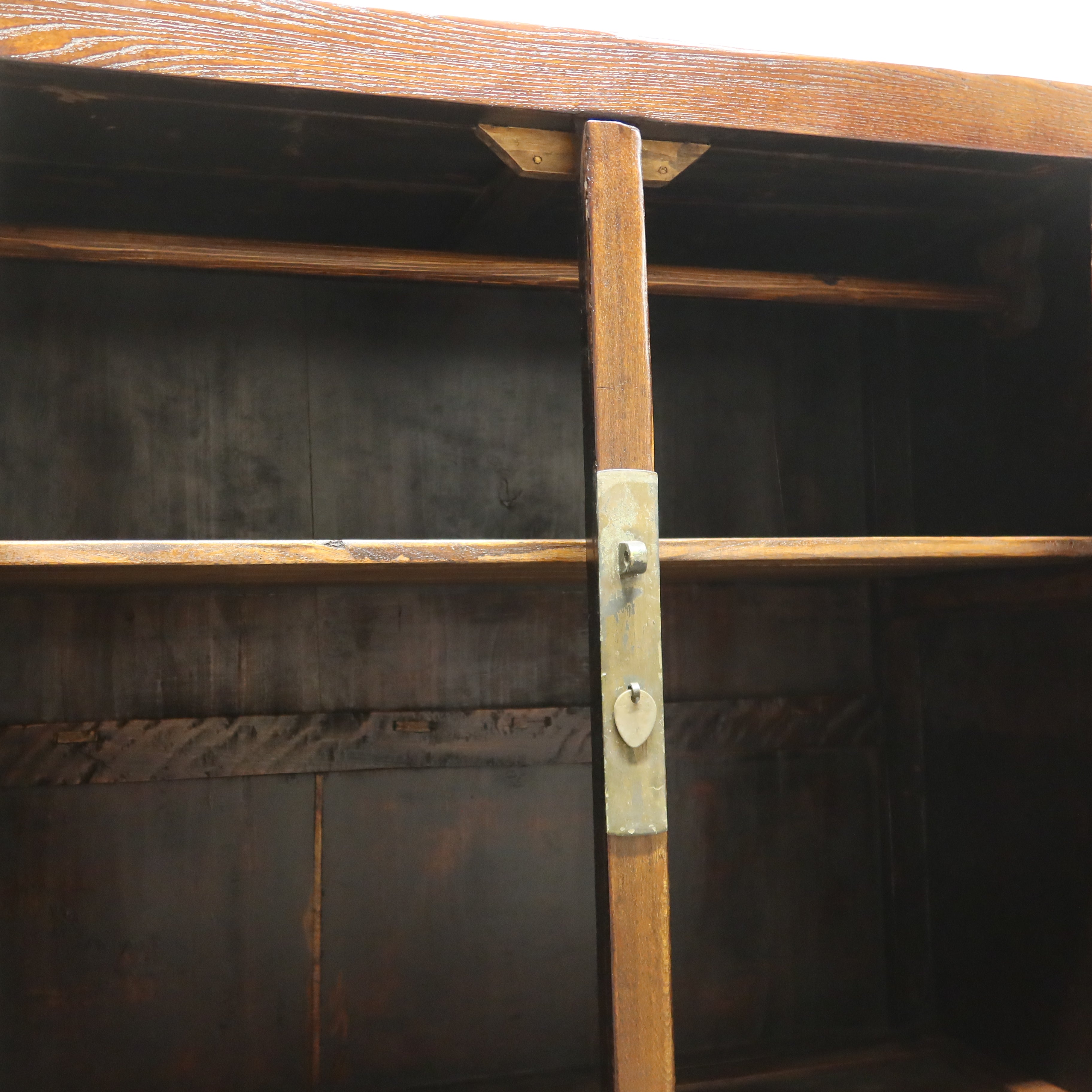 ARMADIO CINESE DELLO SHANDONG IN OLMO