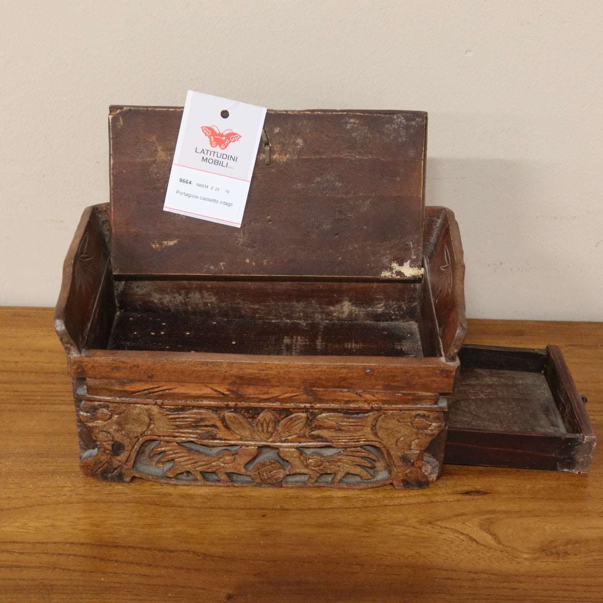 PORTAGIOIE CINESE CON CASSETTO