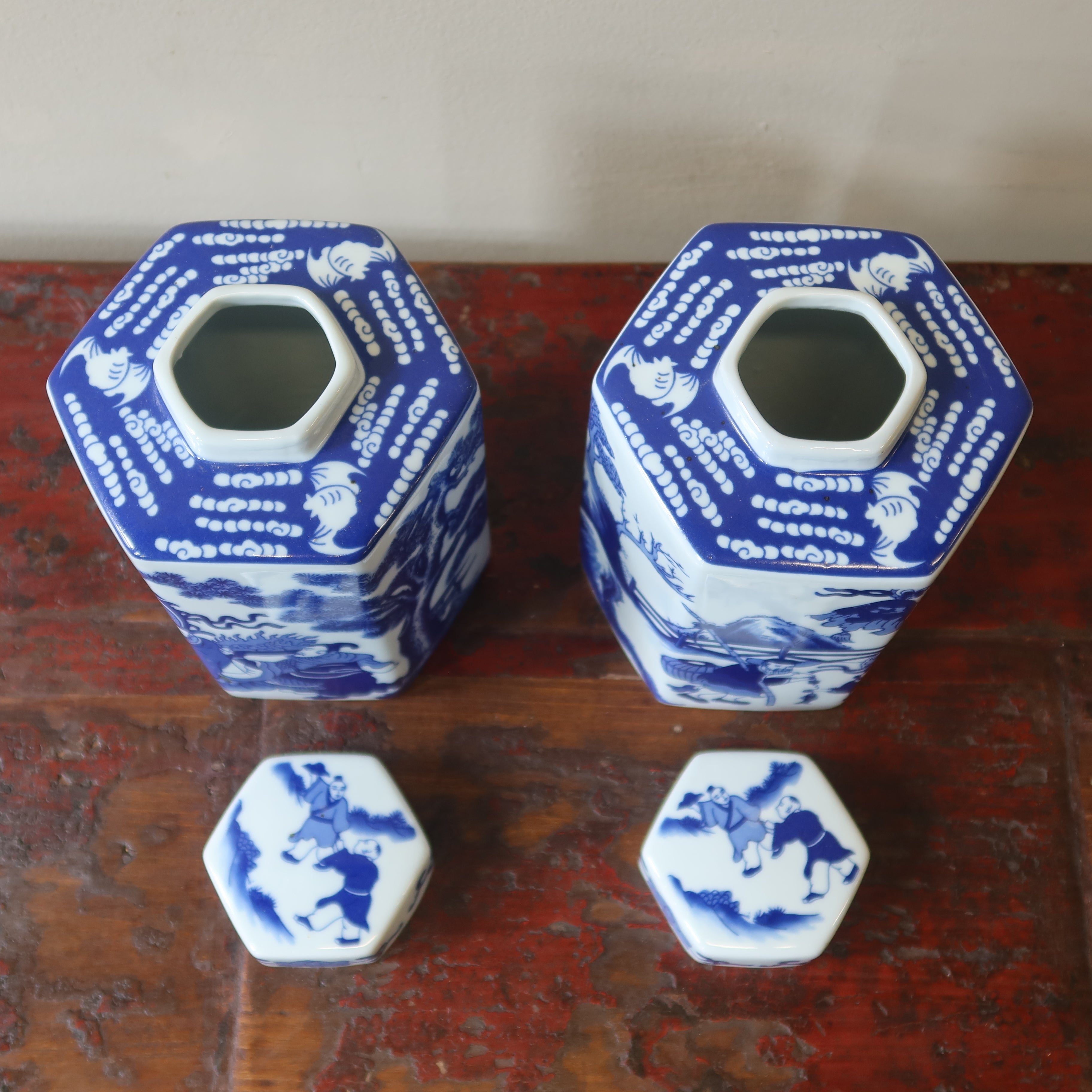 VASO CINESE IN CERAMICA DECORATA
