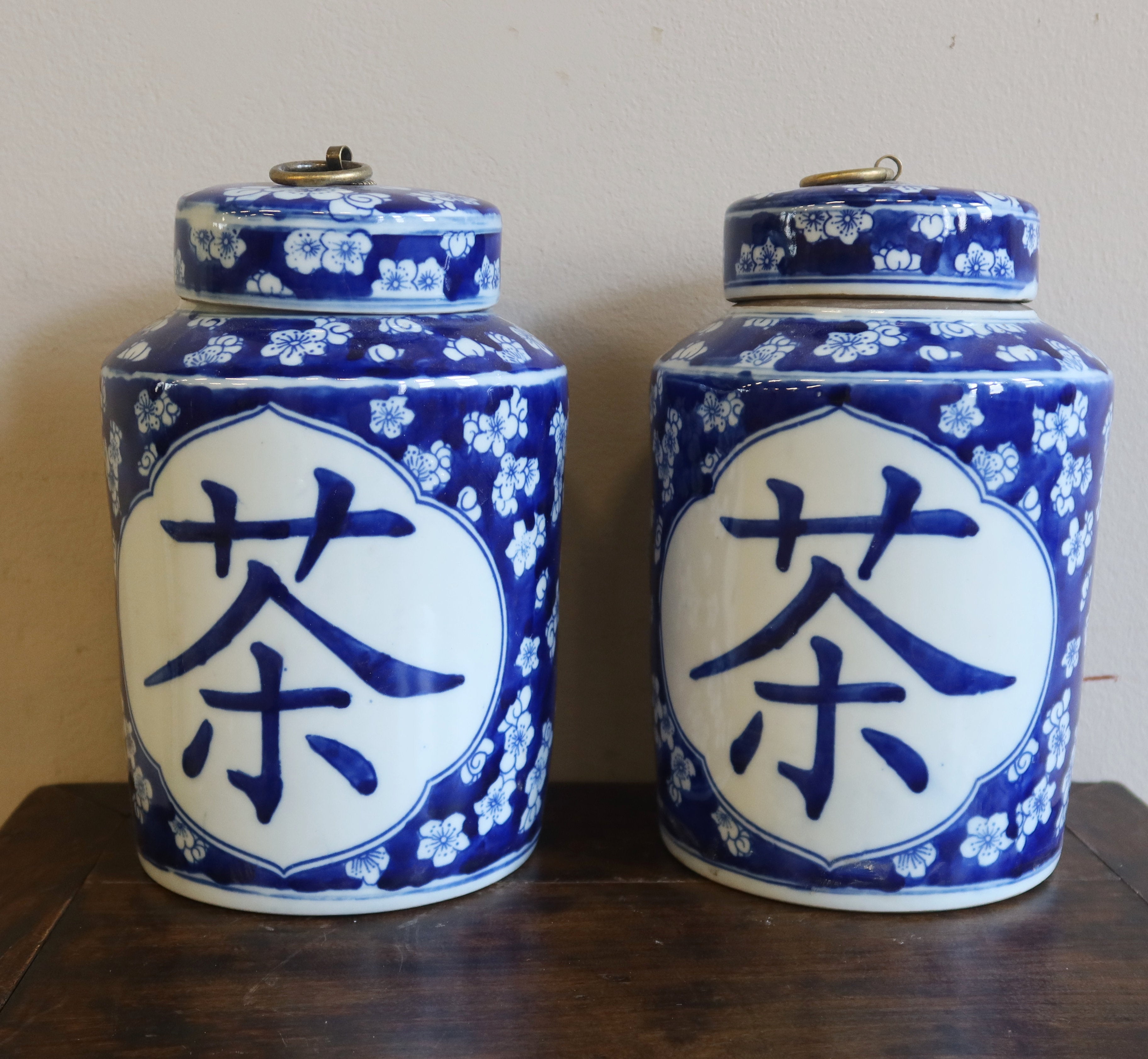 VASO CINESE IN CERAMICA DECORATA