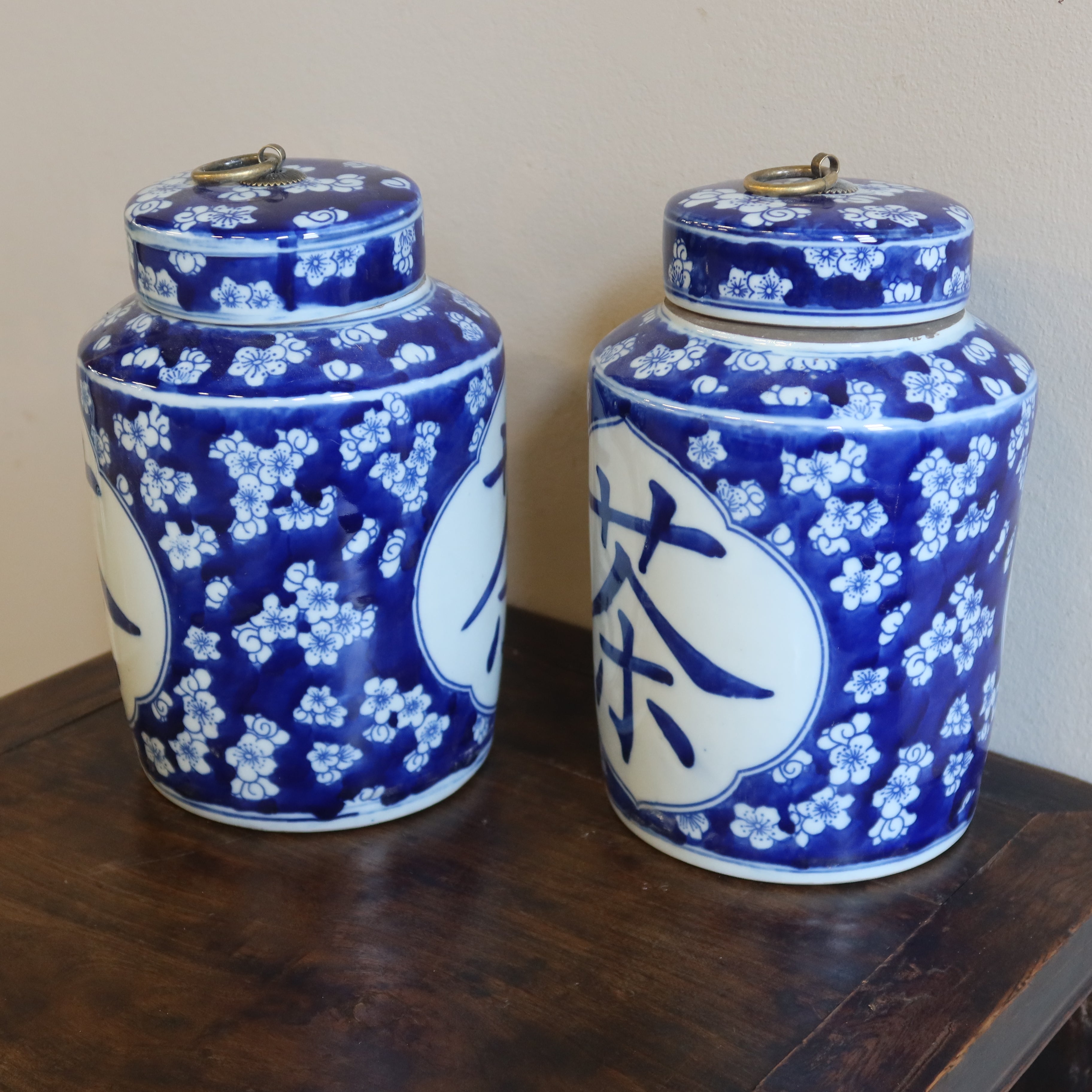 VASO CINESE IN CERAMICA DECORATA