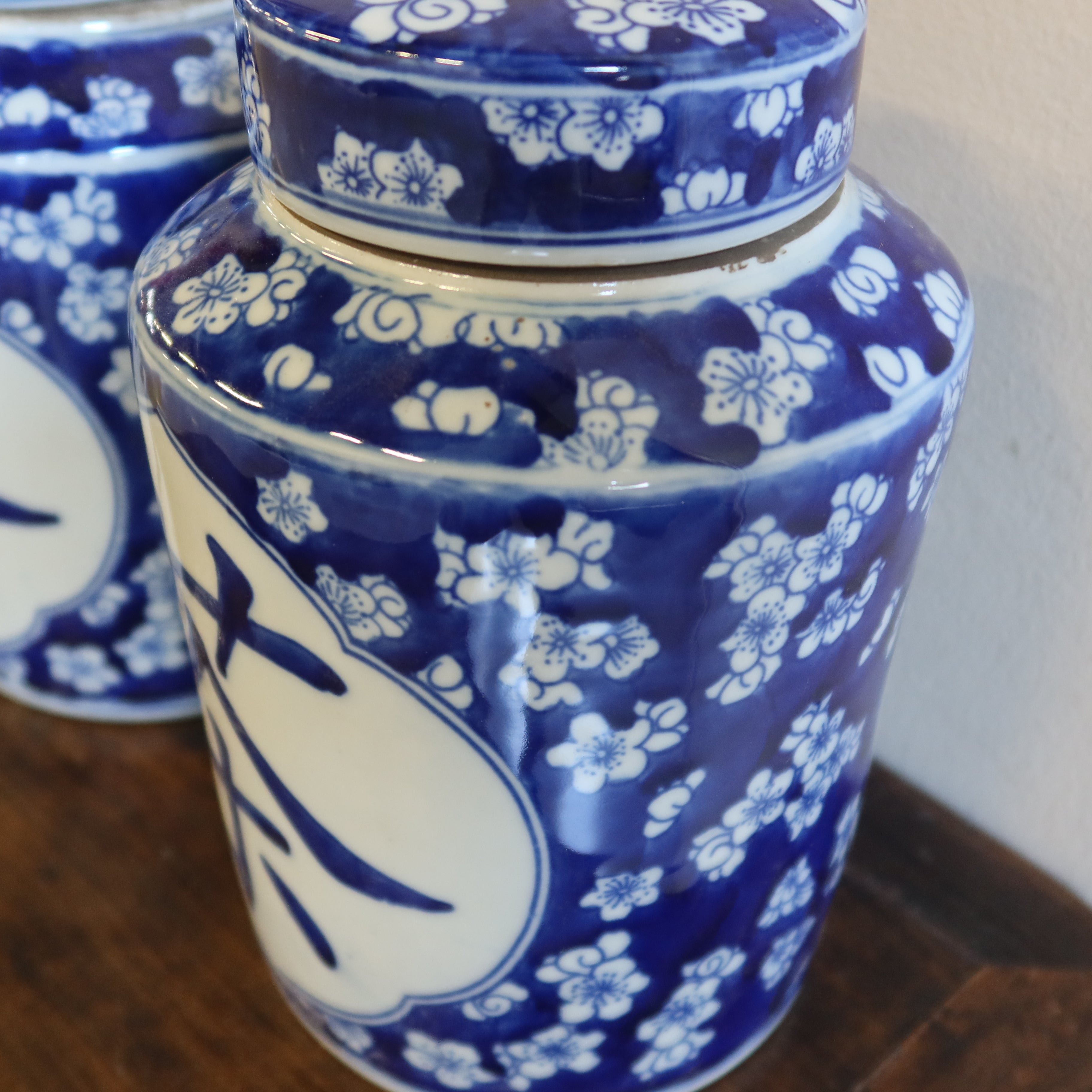 VASO CINESE IN CERAMICA DECORATA