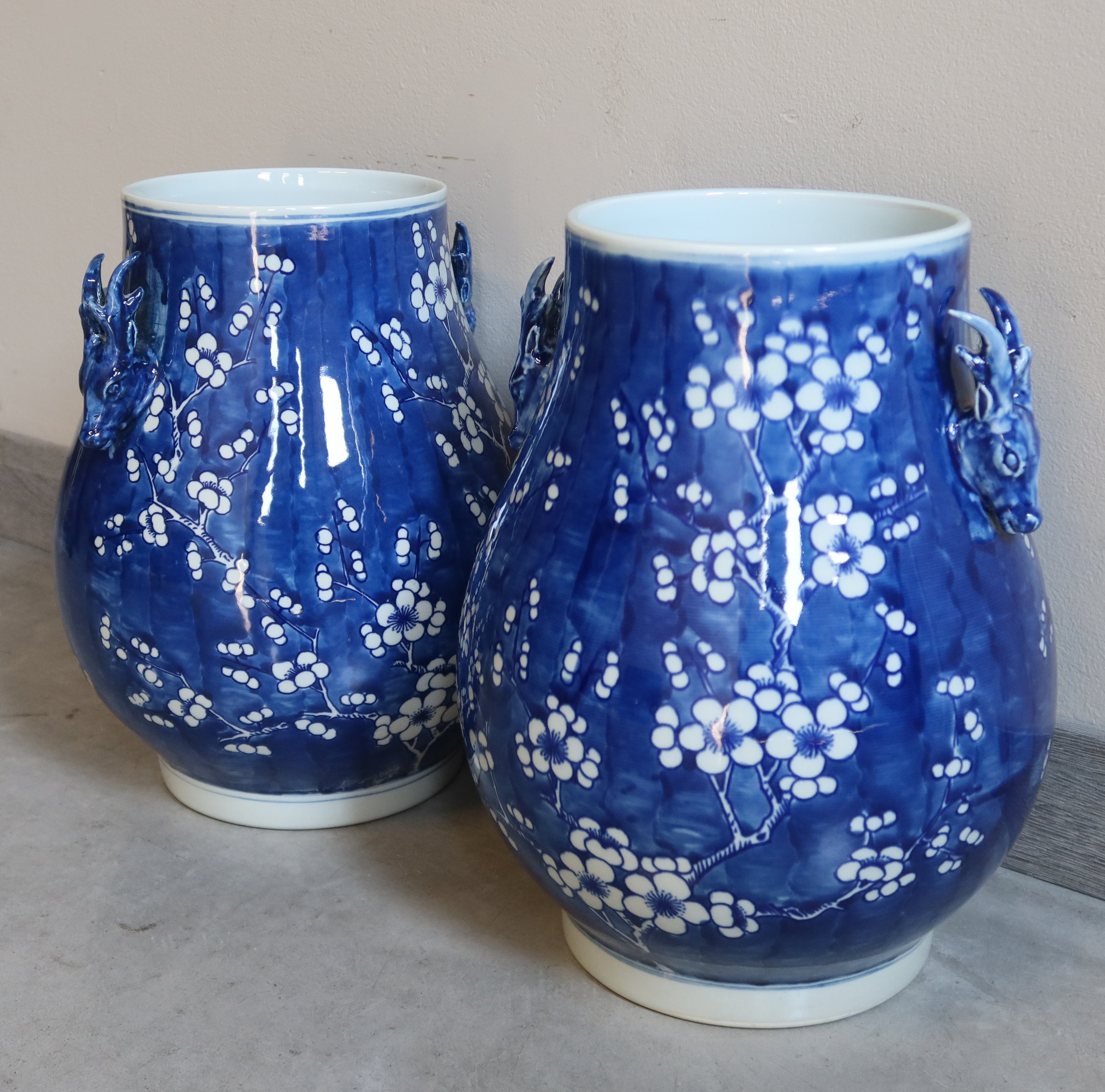 VASO CINESE IN CERAMICA DECORATA