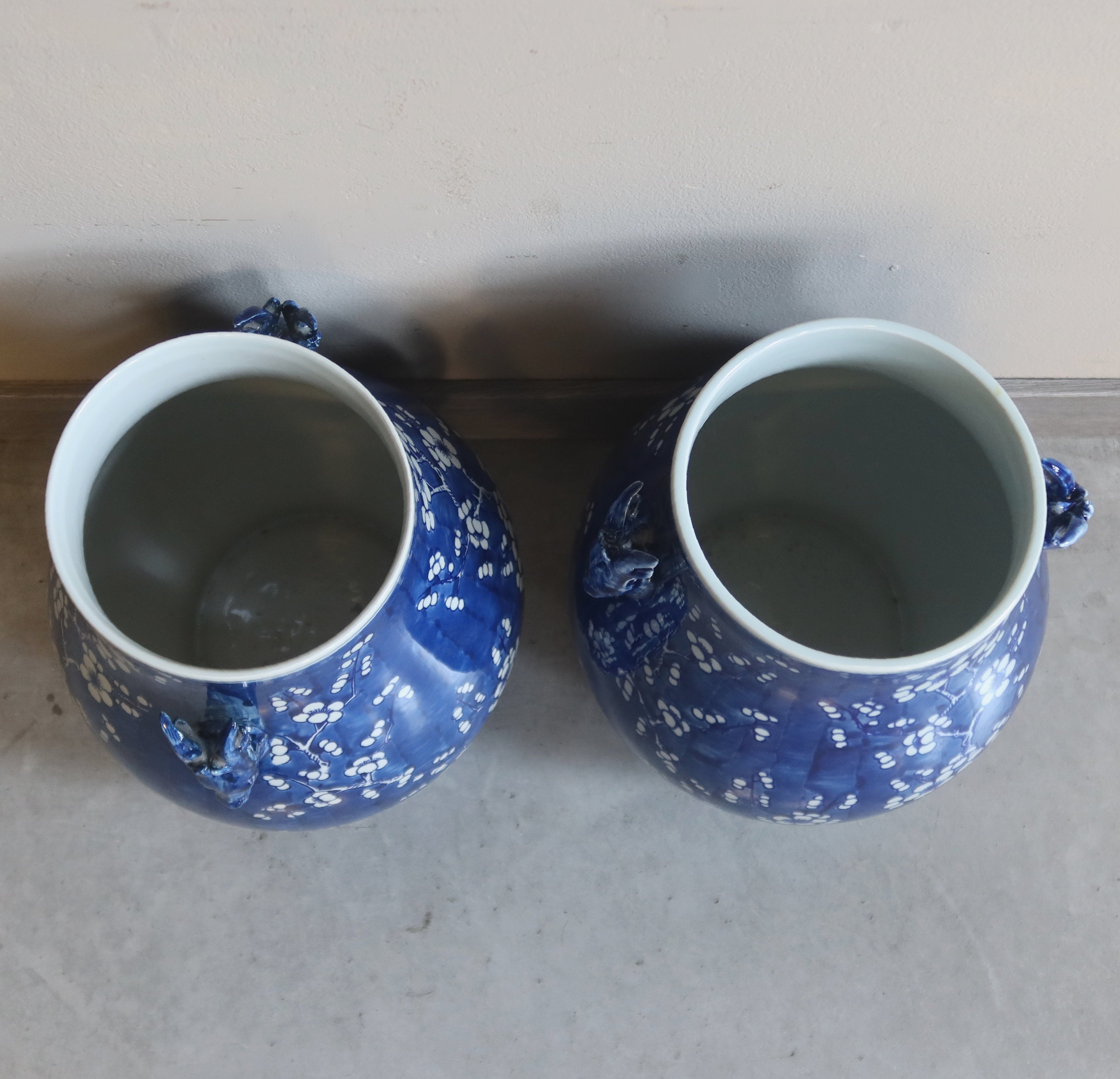 VASO CINESE IN CERAMICA DECORATA