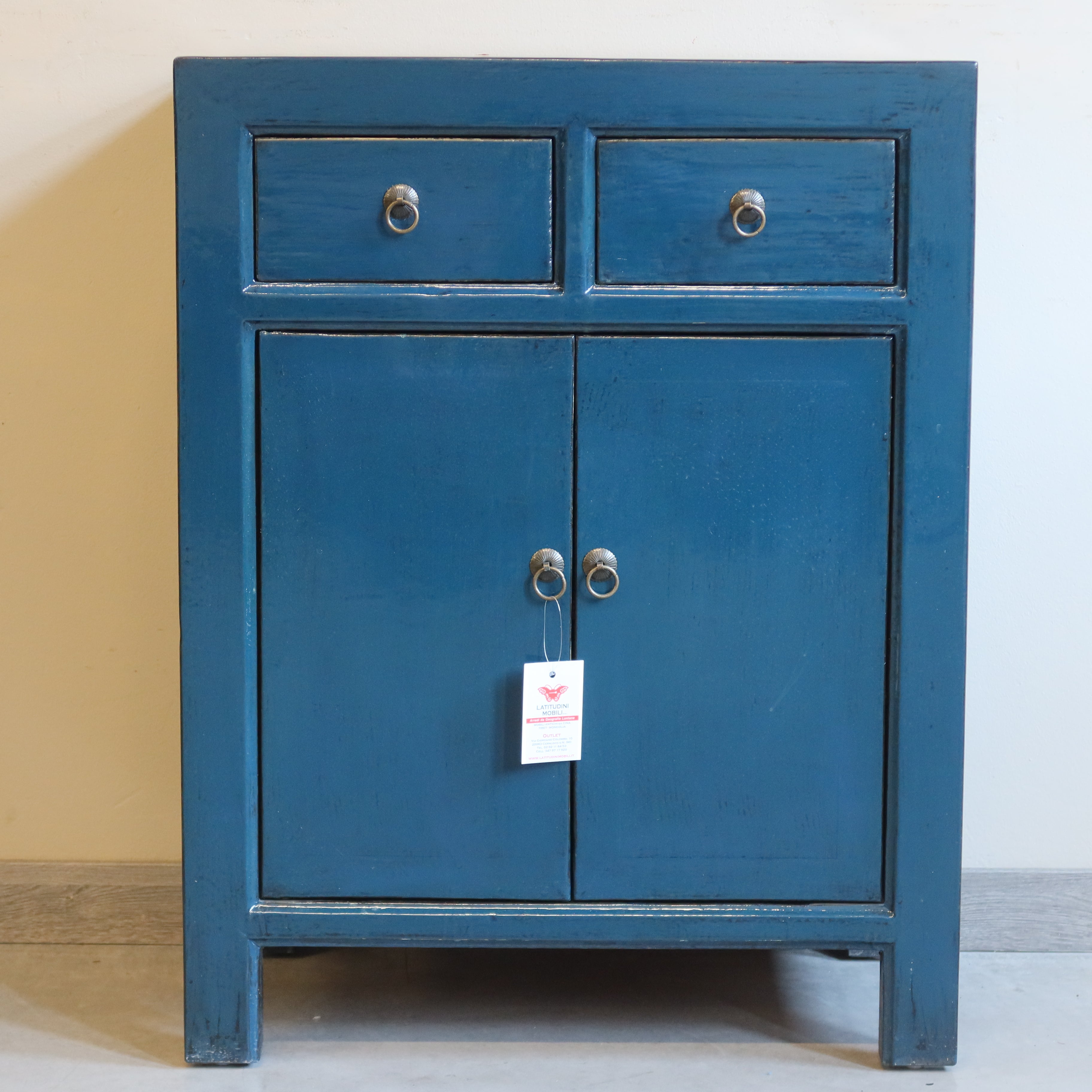 CREDENZINO CINESE IN LACCA BLU