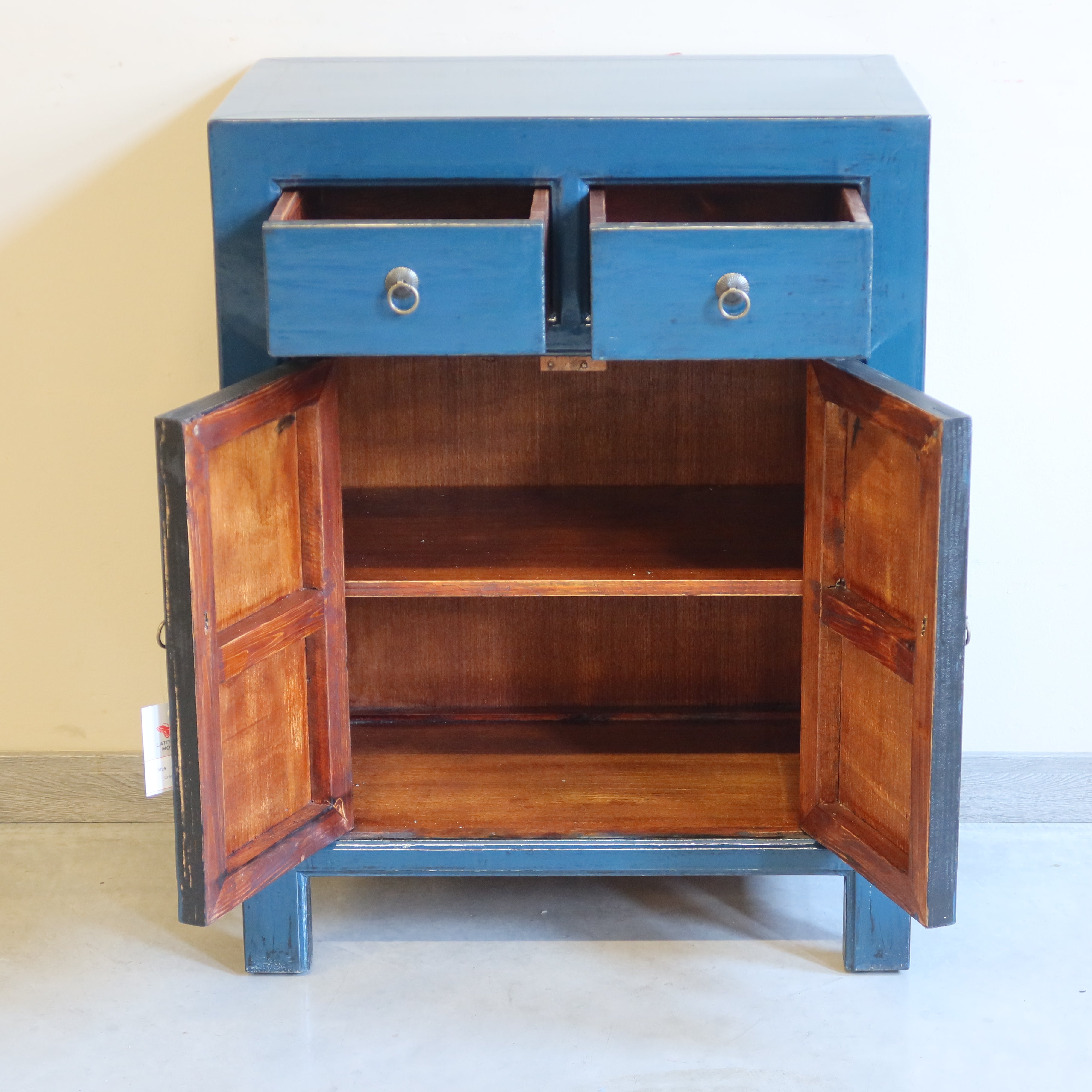 CREDENZINO CINESE IN LACCA BLU