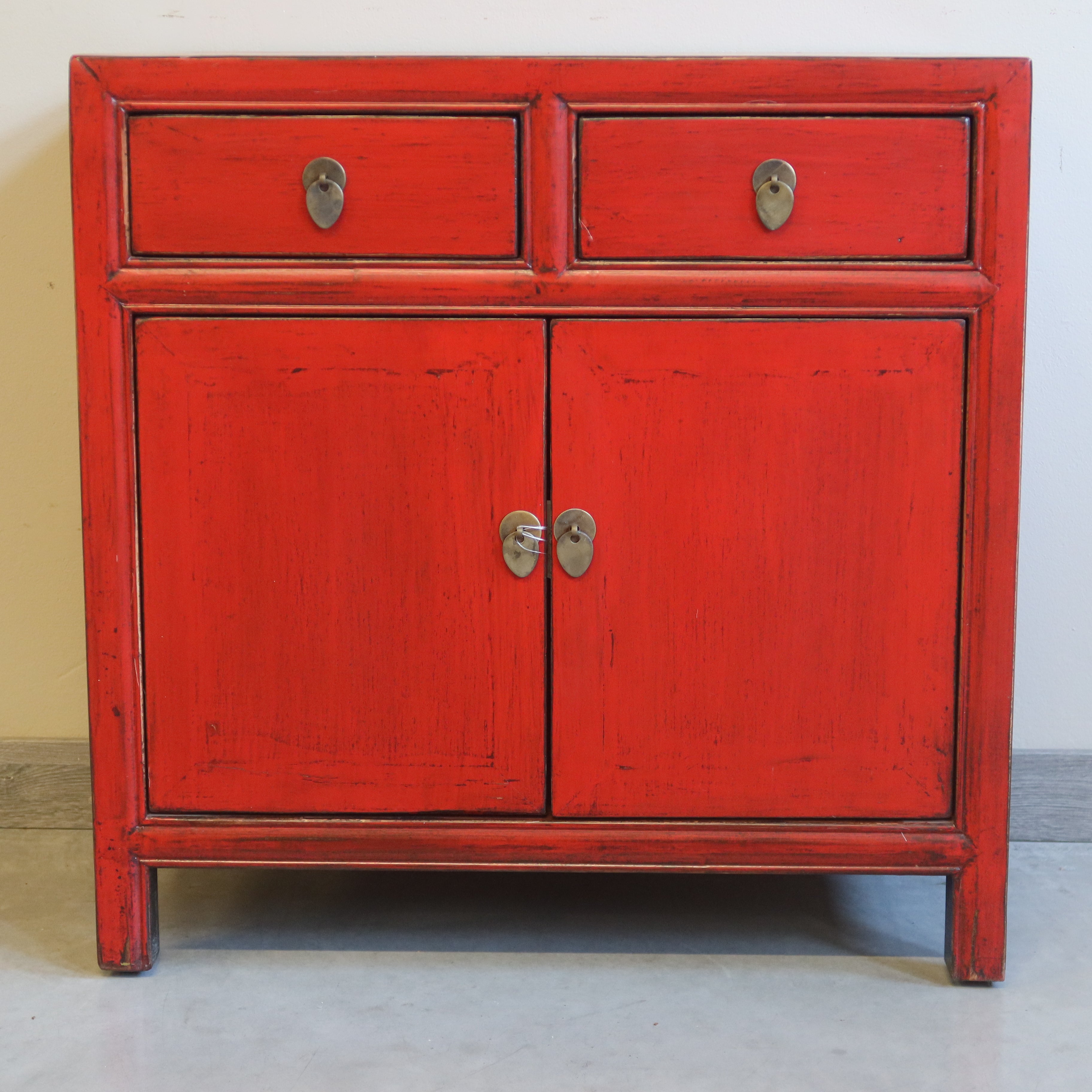 CREDENZINO CINESE LACCA ROSSA